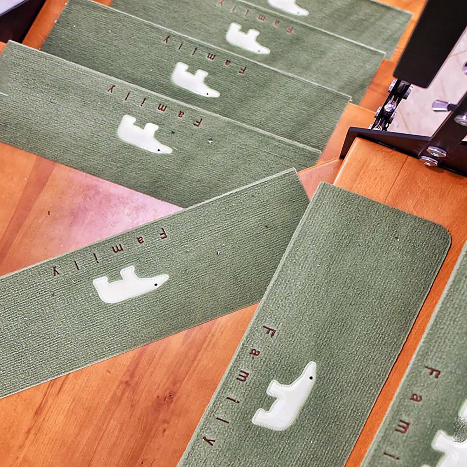 YTBHSHXZ stair treads， 15 Pcs Carpet Stair Treads,Washable Mat,Adhesive with Reusable Rubber Back,for Indoors & Outdoors(D)