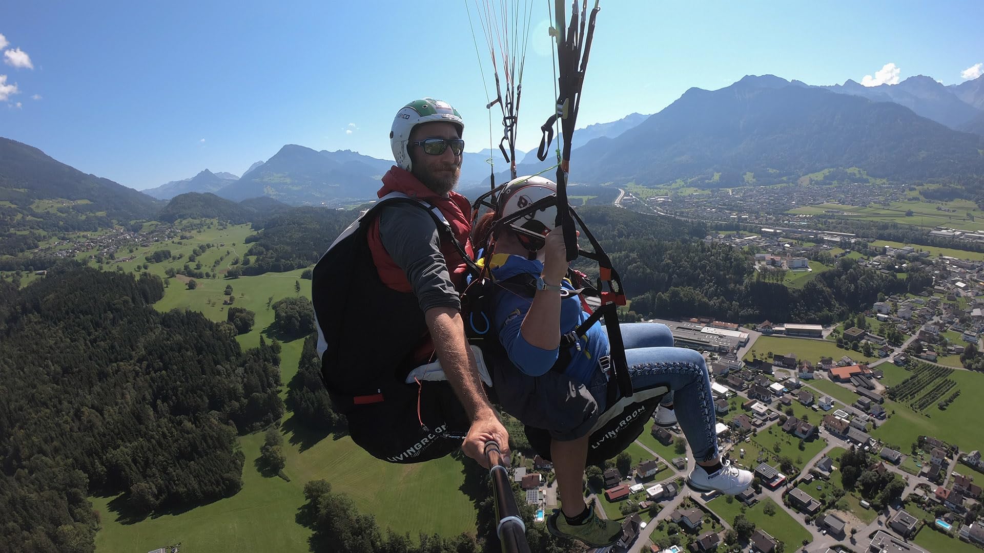 JOCHEN SCHWEIZER Geschenkgutschein: Gleitschirm Tandemflug Silbertal