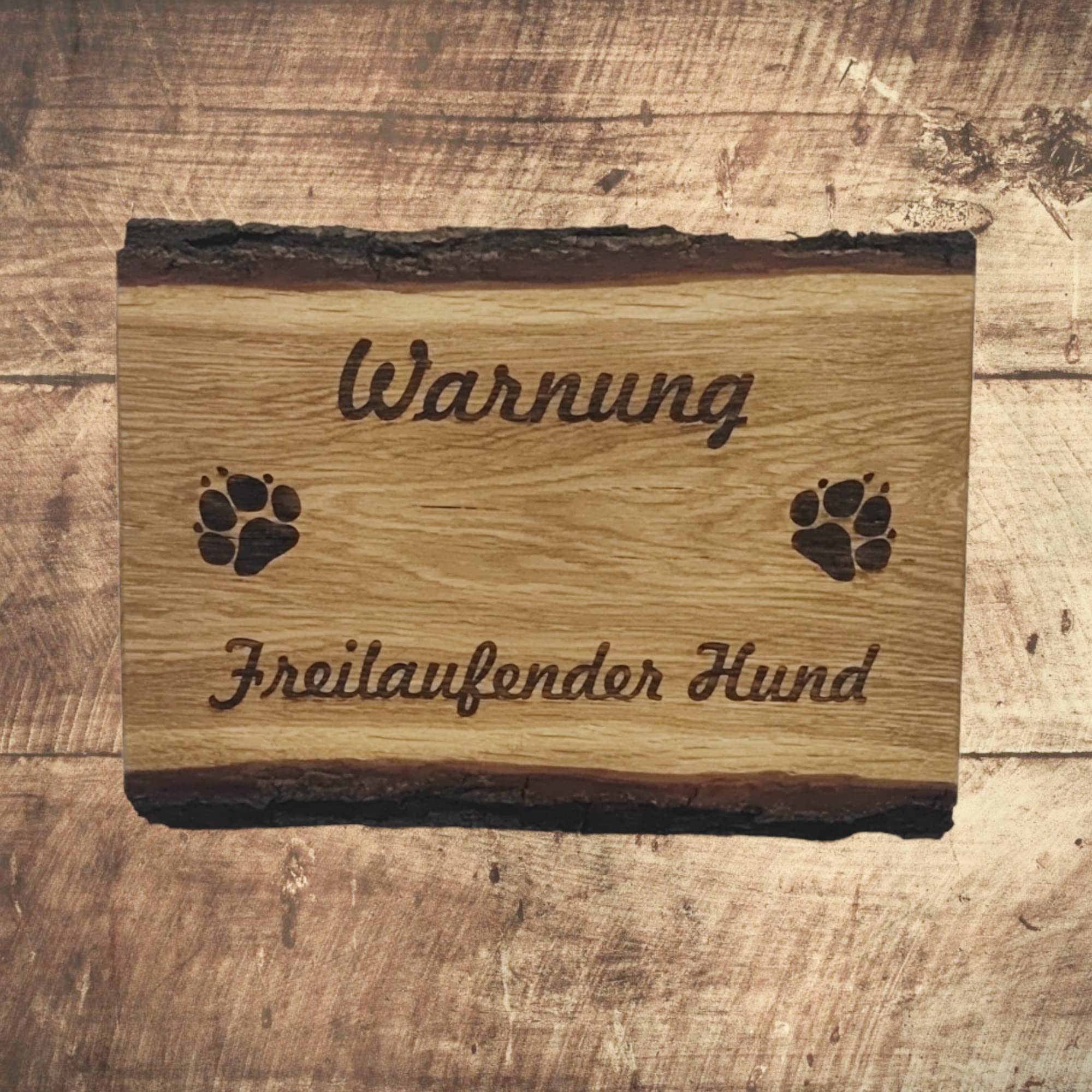 Warnschild Hundeschild aus Holz Warnung Freilaufender Hund Hundeschild 30x25cm