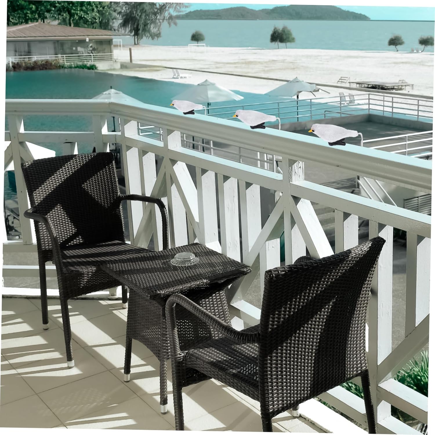 Cabilock Solar-Powered Led Robin Light String Outdoor Garden Decoration Photosensitive Design Automatically Lights up at Night and Easy to Place