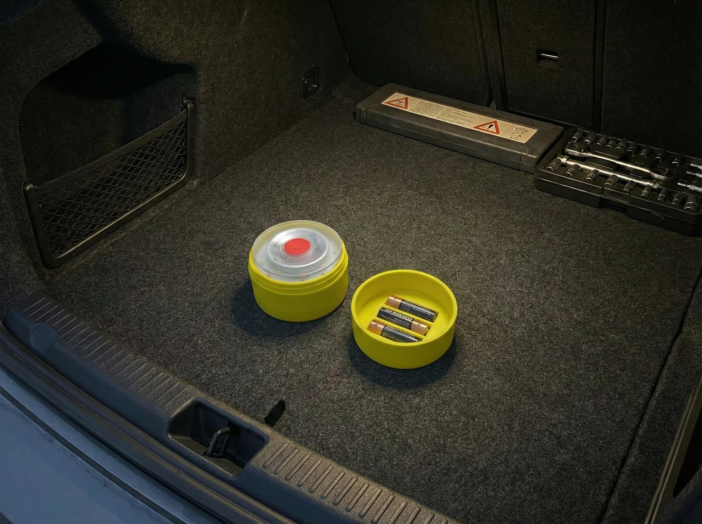 Estuche para protección de Baliza V16 | Funda para V16 | Caja protectora para Baliza | compartimento para pilas | HUECO INTERIOR 8,5x8,5x5,5cm (no incluye Baliza) (Negro)