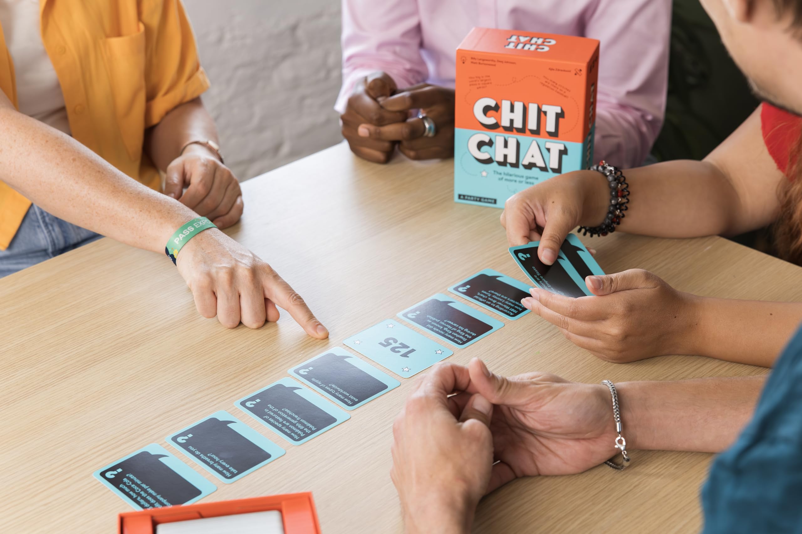 Helvetiq Frantic Antics Party Game - Gioco di Charades dal ritmo