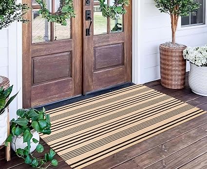 Black and Tan Striped Outdoor Rug 2'x4',Front Porch Rug Machine Washable Front Door Mat Entryway Throw Rug for Front Porch Indoor Outdoor Doormat