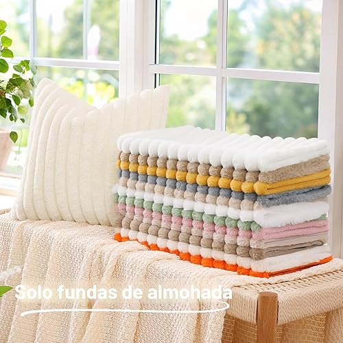 Miniatura 8 de decorUhome - Juego de 2 fundas para cojín de piel sintética, decorativas, afelpadas, suaves, a rayas, parte posterior de terciopelo para sofá, cama,