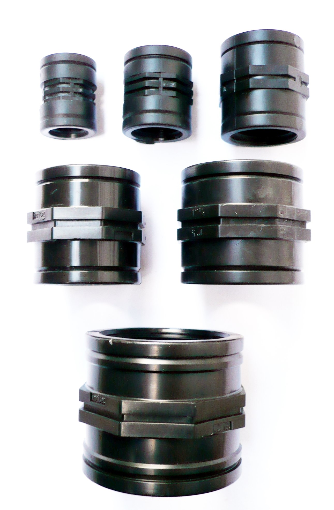 PP Threaded Equal sockets/Joiners. BSP Internal Female Fine Thread. (2" BSP. PACK OF 1)