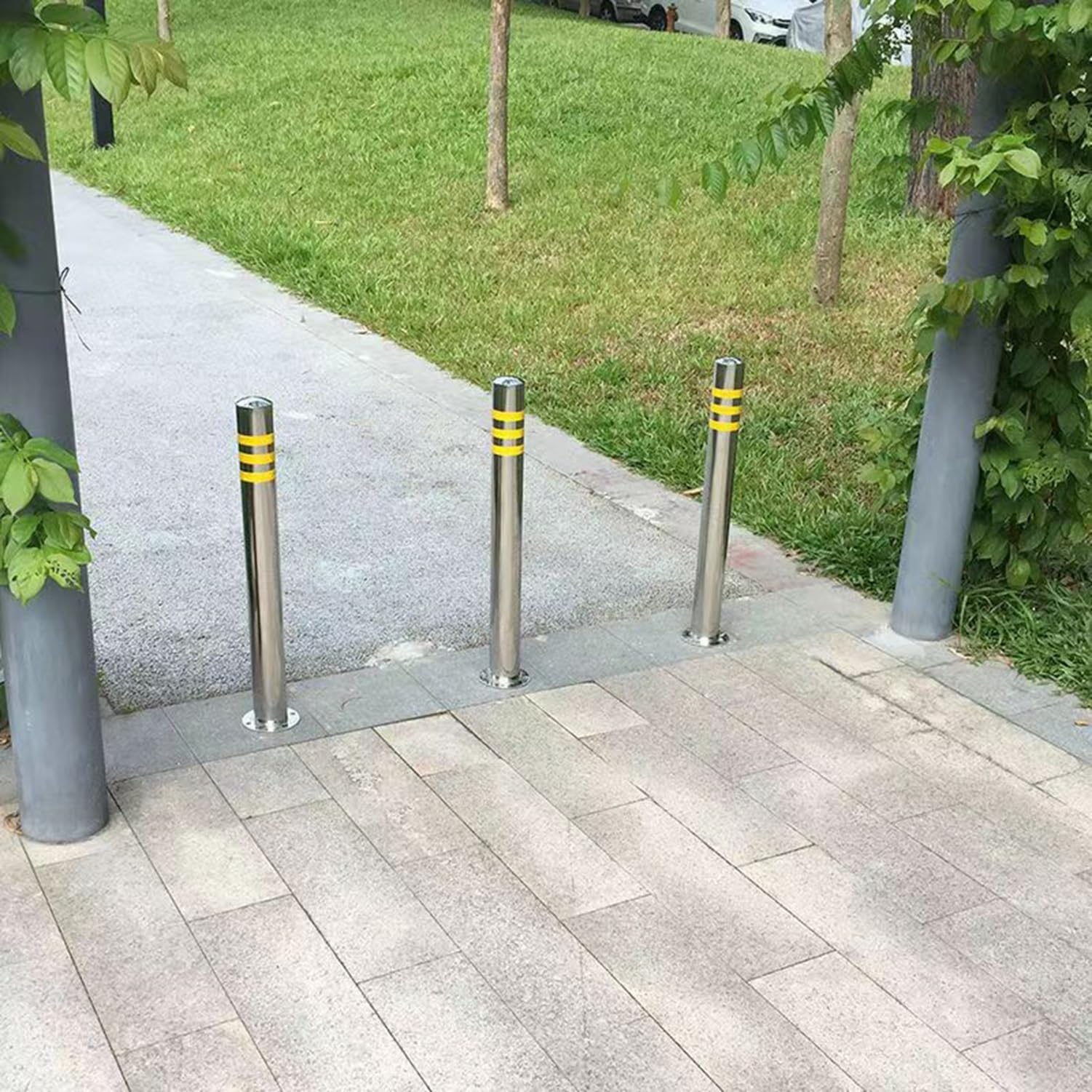 2 poteaux de sécurité Fixes en Acier pour allées, barrières de stationnement de 600/750 mm de Hauteur, bloqueur de Protection d'allée Anti-stationnement, bornes de sécurité en acie