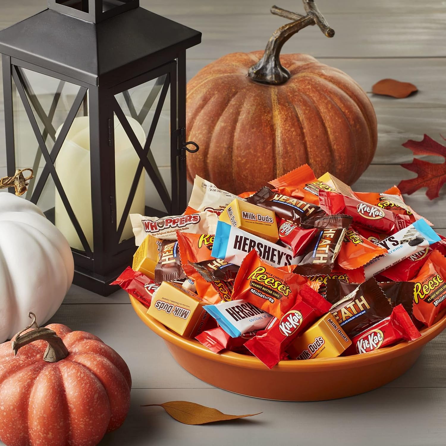 Hershey Miniatures Chocolate and White Creme Assortment Candy, Halloween, 70.7 oz Bulk Variety Bag (220 Pieces)