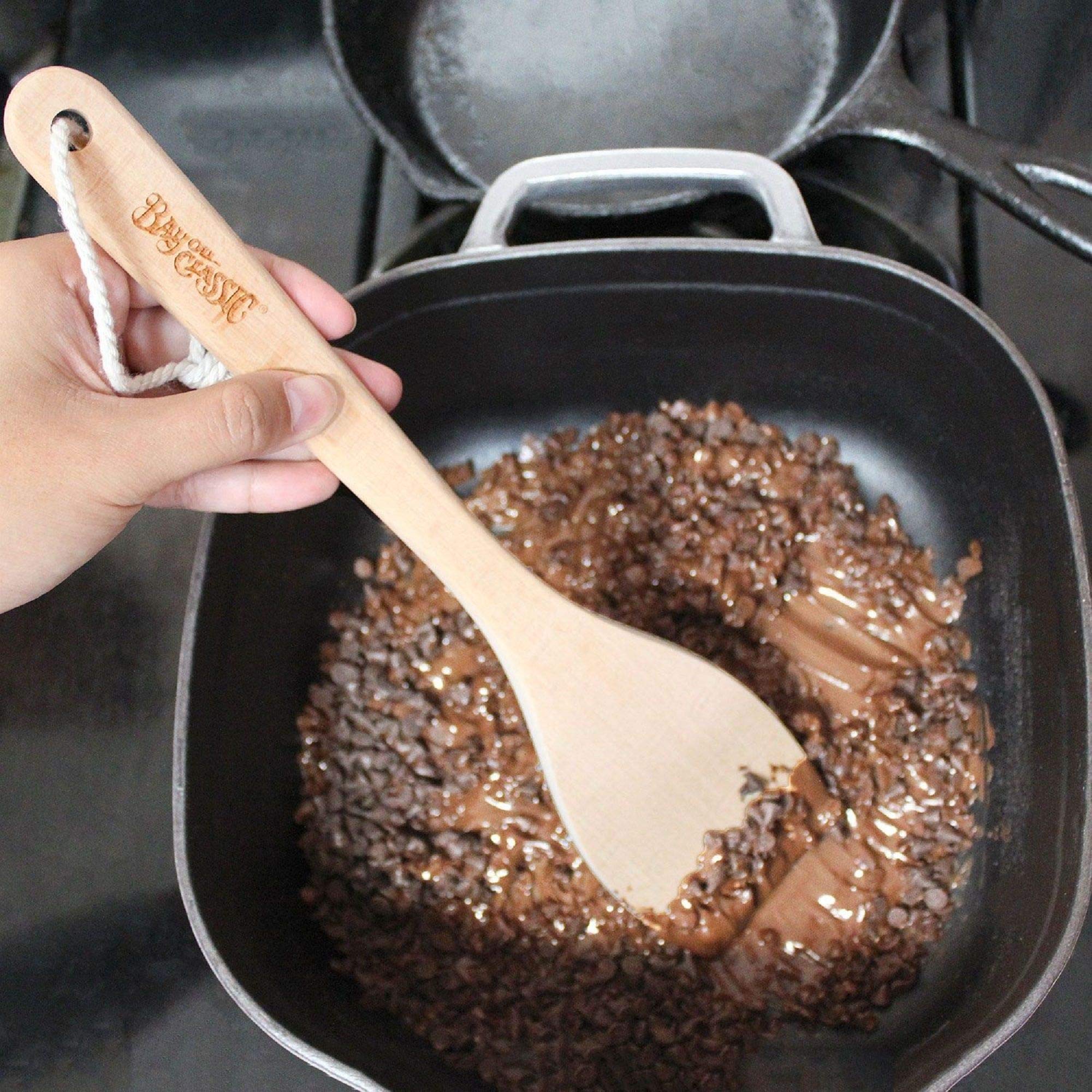 Bayou Classic 1090 12-in Bayou Wooden Roux Spoon Made from Beech Wood Perfect Complement to Bayou Cast Iron Dutch Ovens and Stockpots Ideal for Shrimp Creole Gumbo and Etouffee