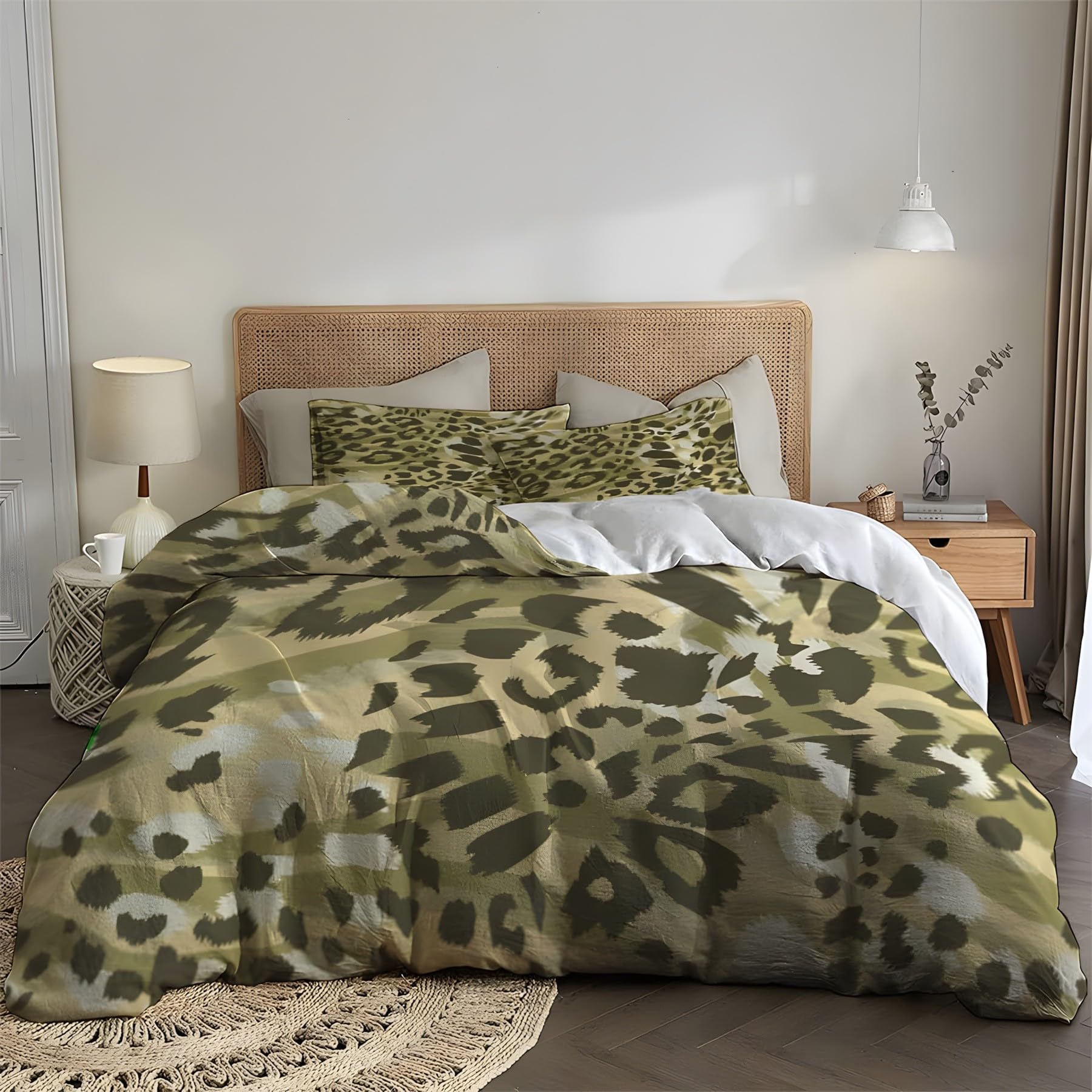 Housse de couette 220x240 léopard kaki en microfibre avec 2 taies d'oreiller pour lit 2 personnes