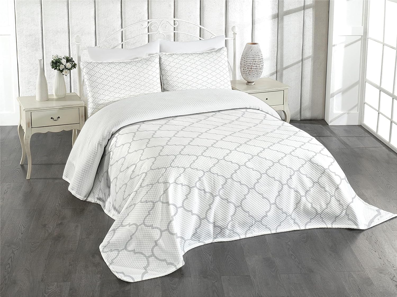 Jeté de lit élégant bicolore pour sublimer l'ambiance de votre chambre à coucher