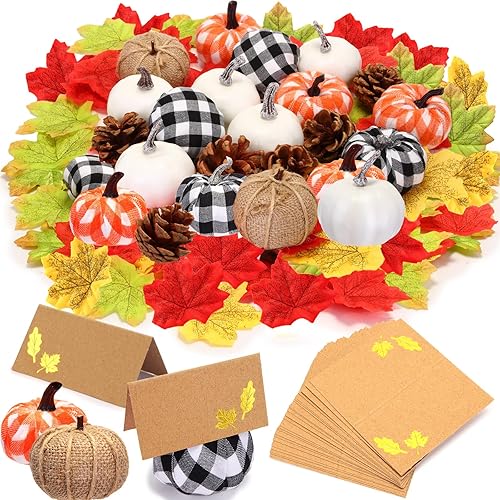 Frienda Juego de 104 calabazas artificiales surtidas de otoño, pequeñas calabazas falsas de arpillera, incluye hojas de arce, piñas, piñas, cartón