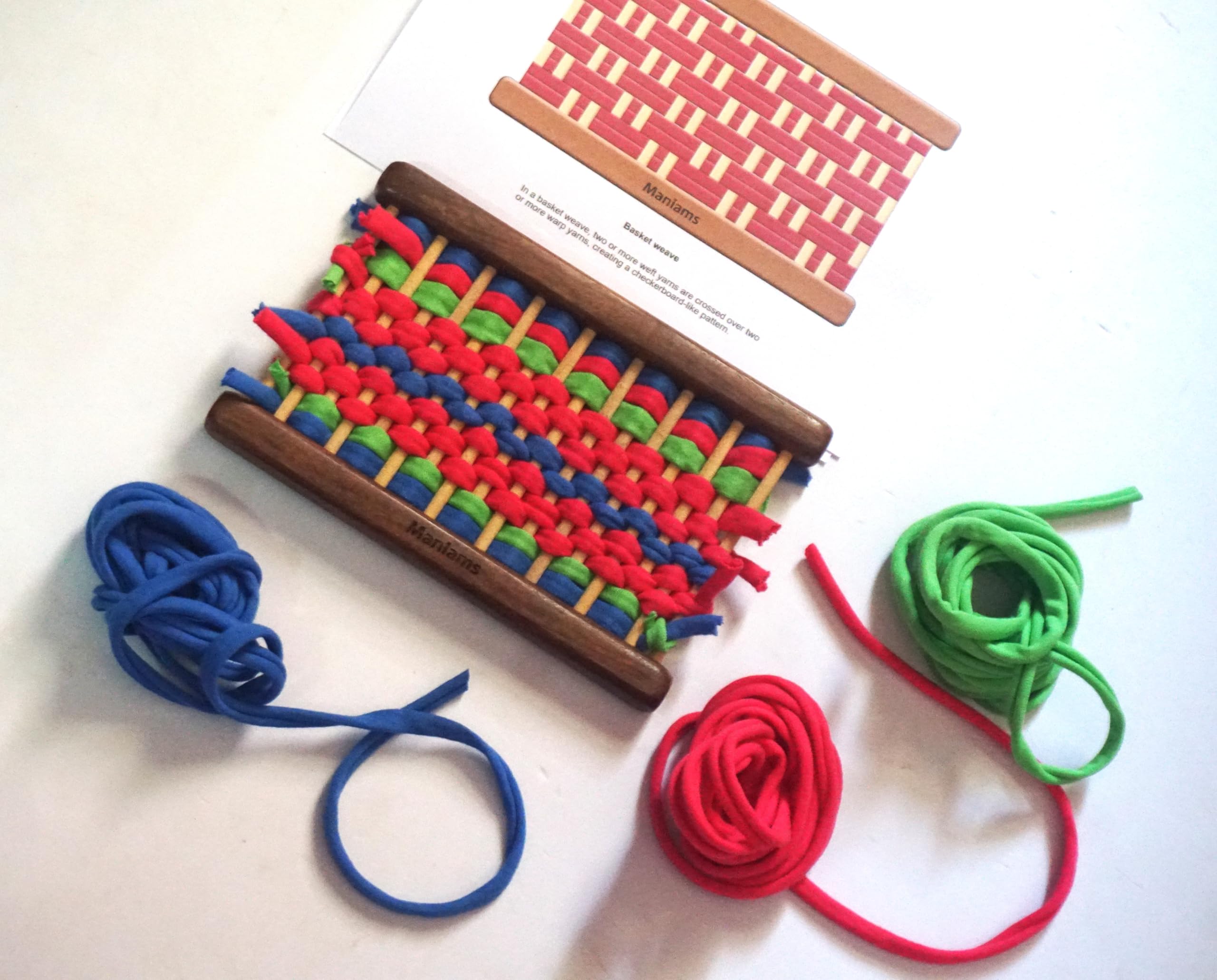 Maniams Bunai Wooden Weaving Tool with Yarns Pattern Making Booklet, Educational Learning Toy for Kids, Birthday Gift for Boys Girls 6 7 8 Year Old I 2 Wooden Frames + Yarns + Activity Booklet 4