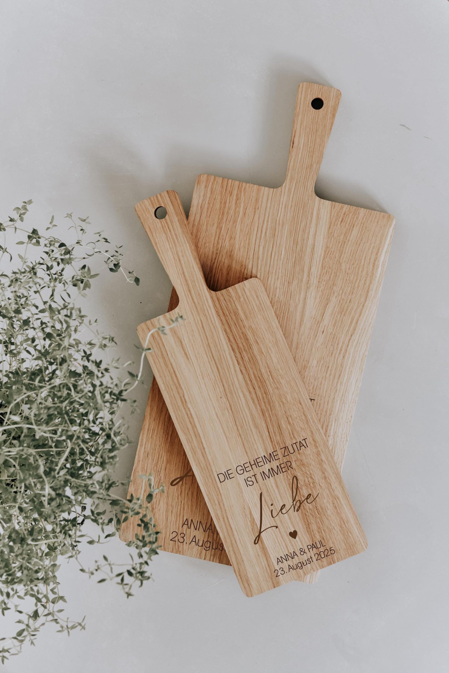 Schneidebrett Eiche massiv mit Gravur personalisiert, 2 Größen
