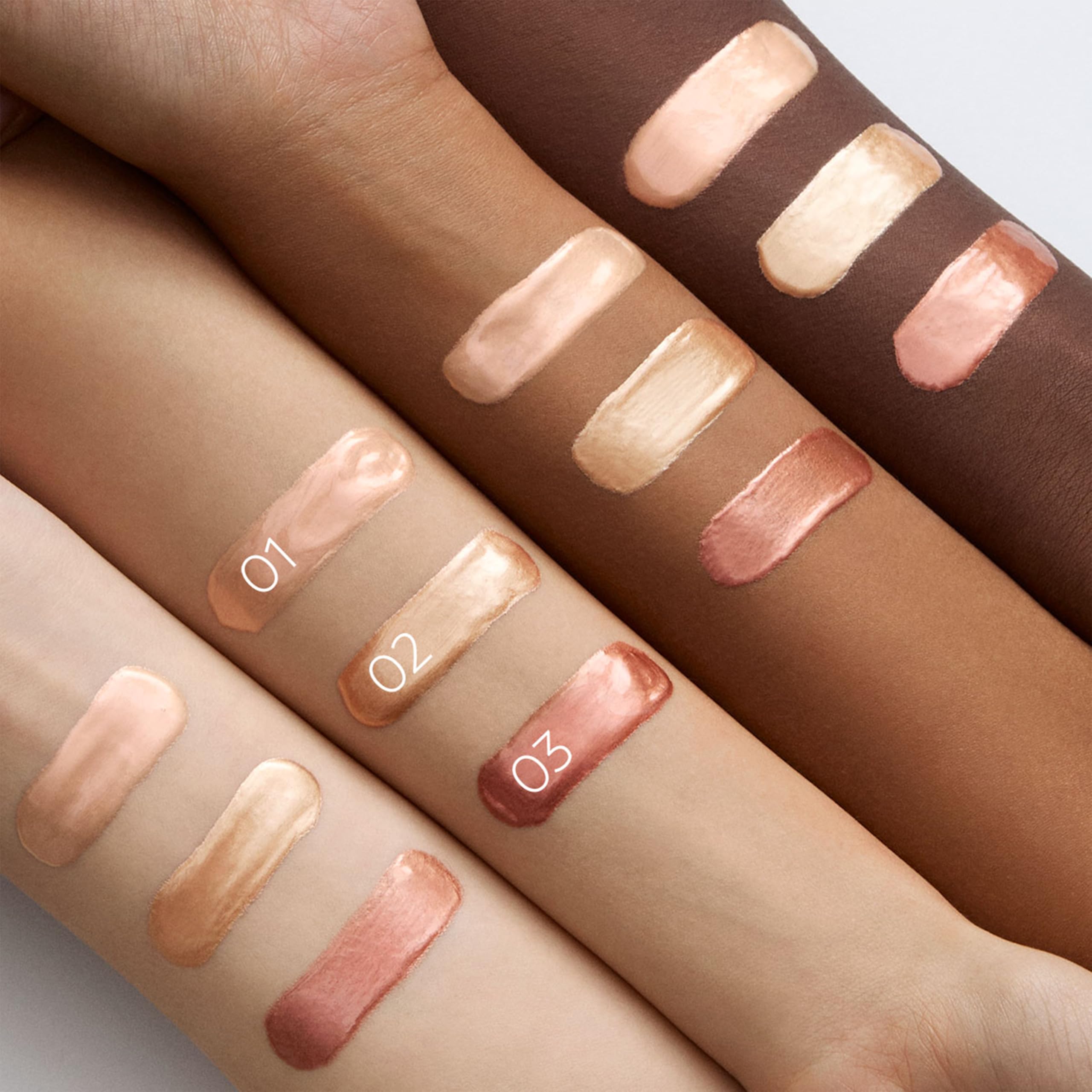 KIKO Milano Glow Fusion Gleam Dream Highlighter 3, Enlumineur Visage Liquide Avec Applicateur Éponge