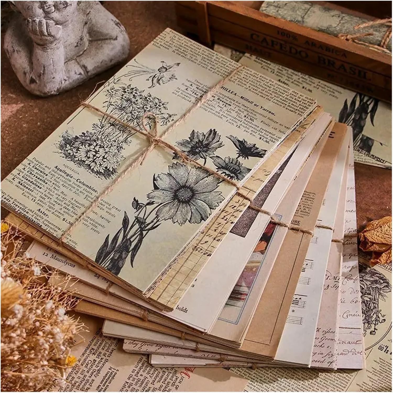 Vintage Aesthetic Scrapbook Kit, 30 Sheets, Vintage Scrapbook Paper, Non-Adhesive, Scrapbook Accessory Set for Scrapbooking, Journaling, Junk DIY, Art, Craft, Collage, Aesthetic Scrapbook Set (A