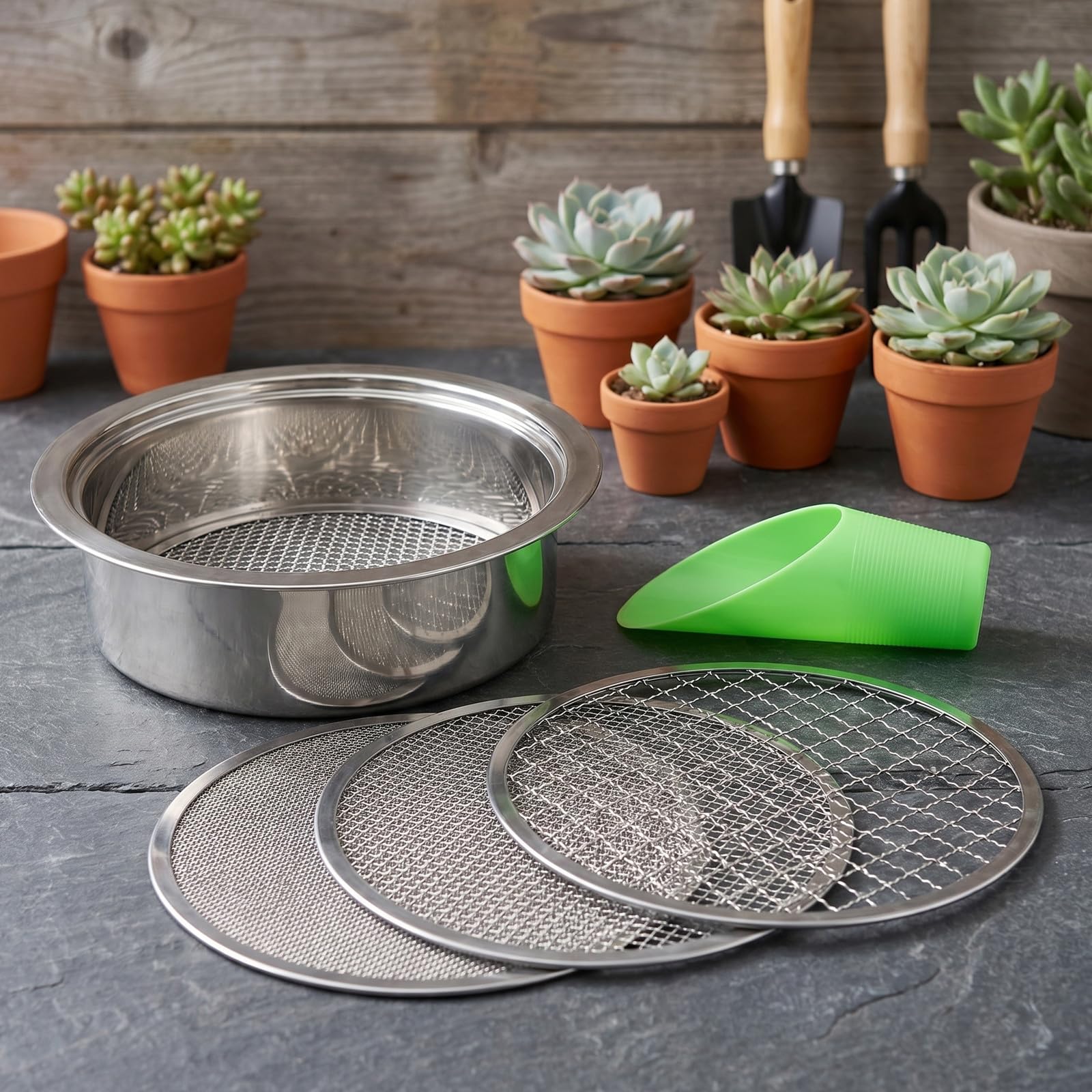 Lurrose 1 Set Setaccio da giardino per terriccio con rete di ricambio e paletta in plastica (fori da 1, 3, 6, 9, 12 mm) - Setaccio rotondo in acciaio inossidabile per roccia, compost, terra, spiaggia
