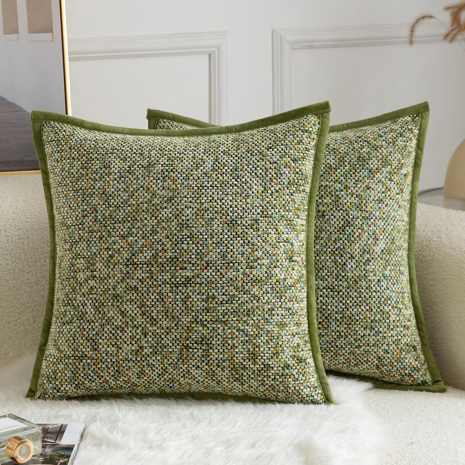 Yaertun Pack of 2 Tie-dye Chenille Textured Throw Pillow Covers Decorative Square Accent Cushion Cover Cozy Soft Velvet Pillow Case for Couch Sofa Bedroom Living Room 26x26 Inch Blue