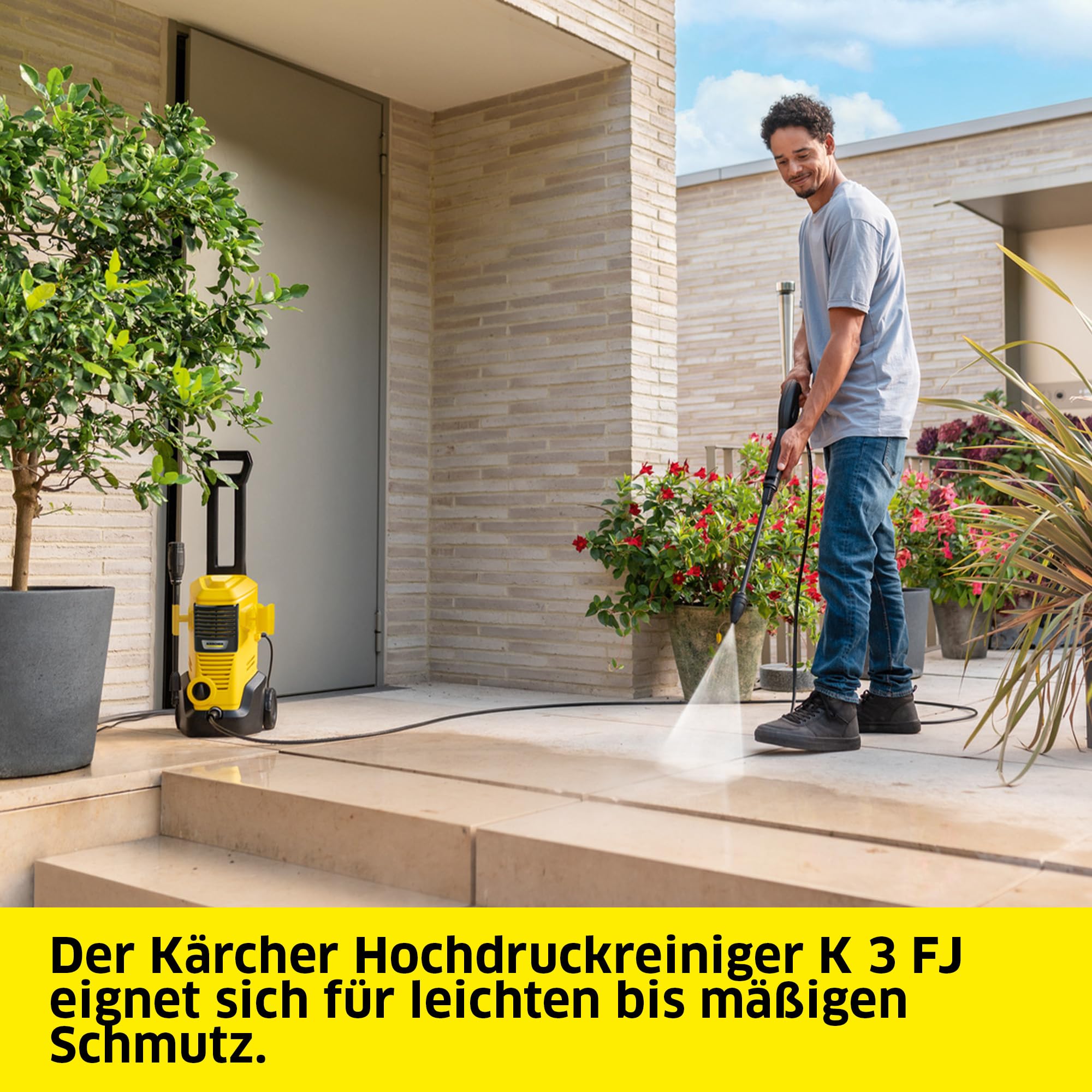 Kärcher Hochdruckreiniger K 3 FJ Home, Druck: max. 120 bar, Inkl. Schaumdüse für gut haftenden Schaum und höchste Schmutzlösekraft & HomeKit, gelb