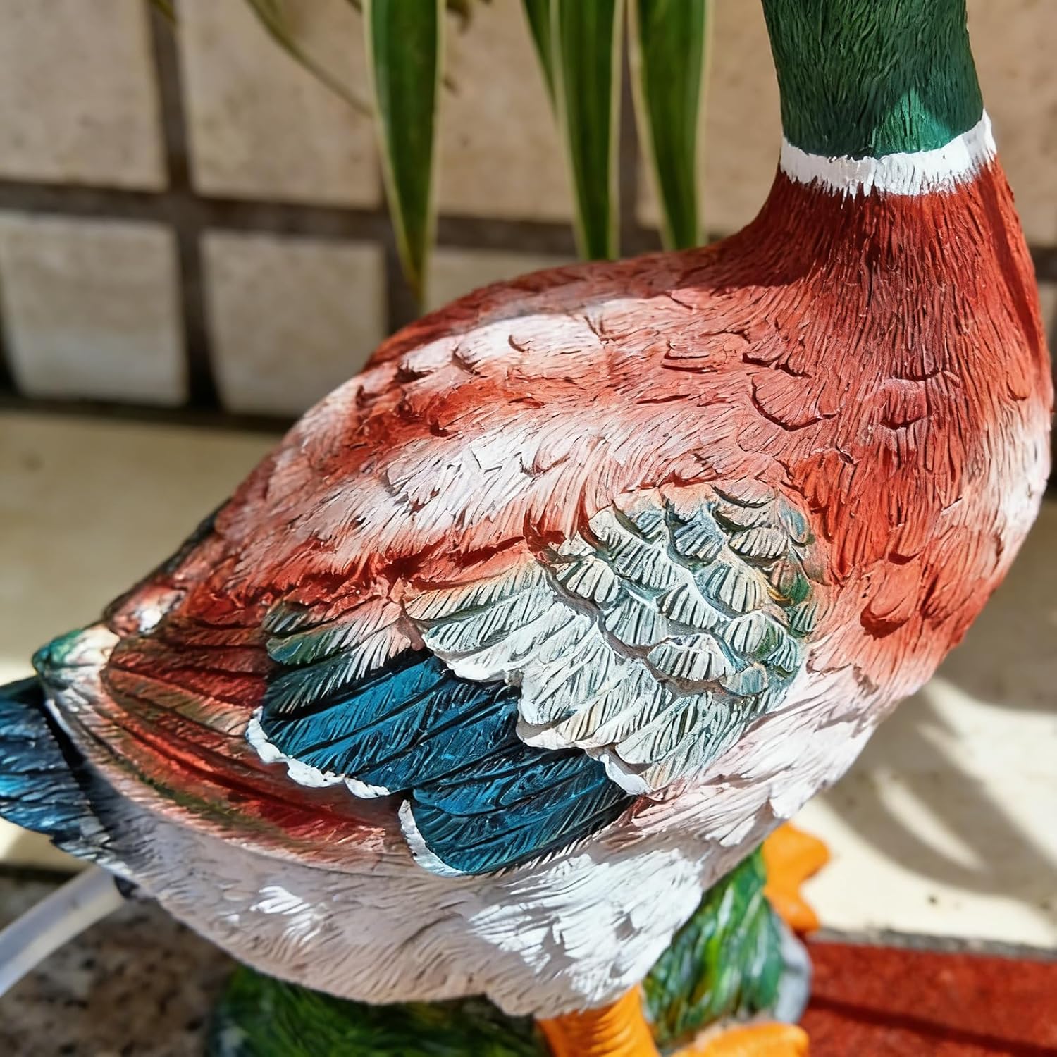 Pond spitters for Small Ponds, Garden Pond Water Feature, Resin Material, Garden Decor for Koi Pond, for Garden, Koi Pond, Patio, or Rockery Landscape Decor Green 23 * 13 * 32cm