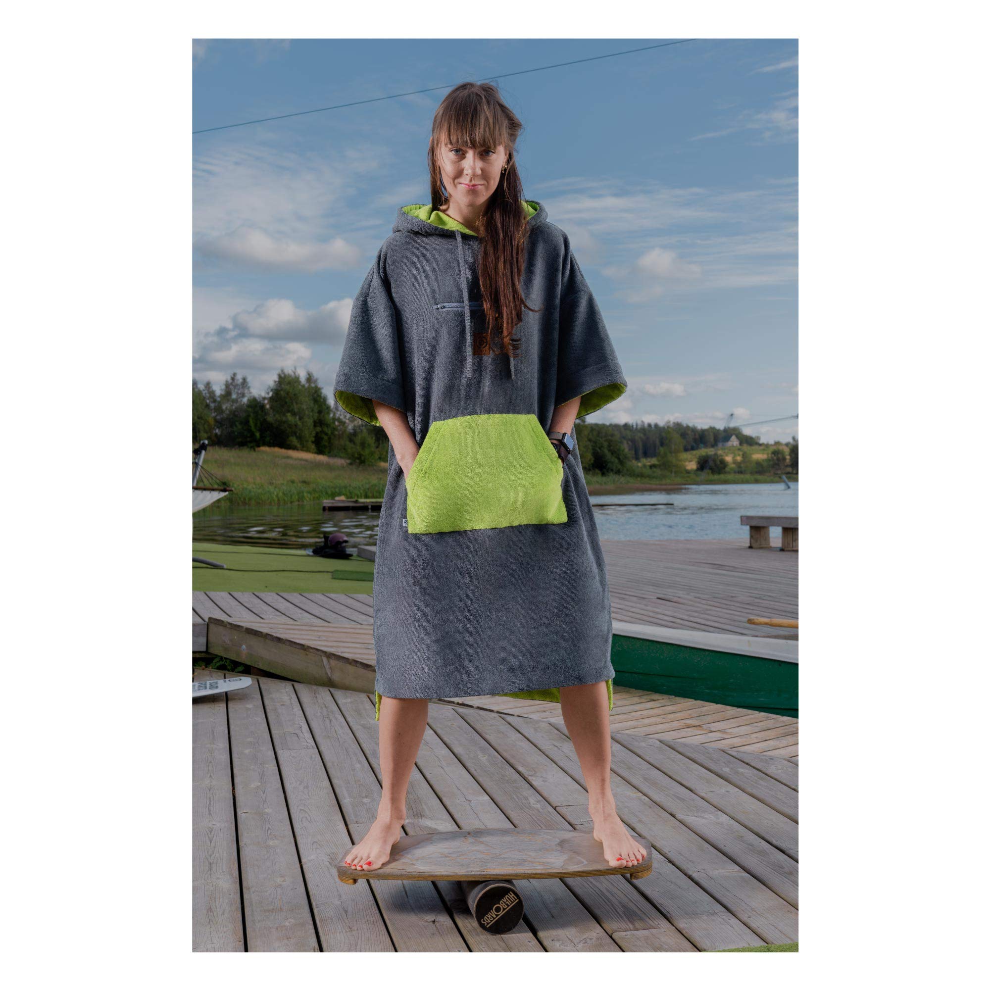 CULTHOOD Serviette Poncho avec Poche zippée - Changez Votre Combinaison de Surf avec Style en Public - Nombreuses Couleurs - Taille Adulte pour Tous-approuvé par Les Champions de Wakeboard