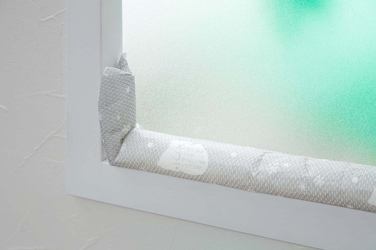Earl H-3001 Condensation Prevention, Window Concerns, Cold Protection, Draft and Condensation Prevention Cushion, Polar Bear