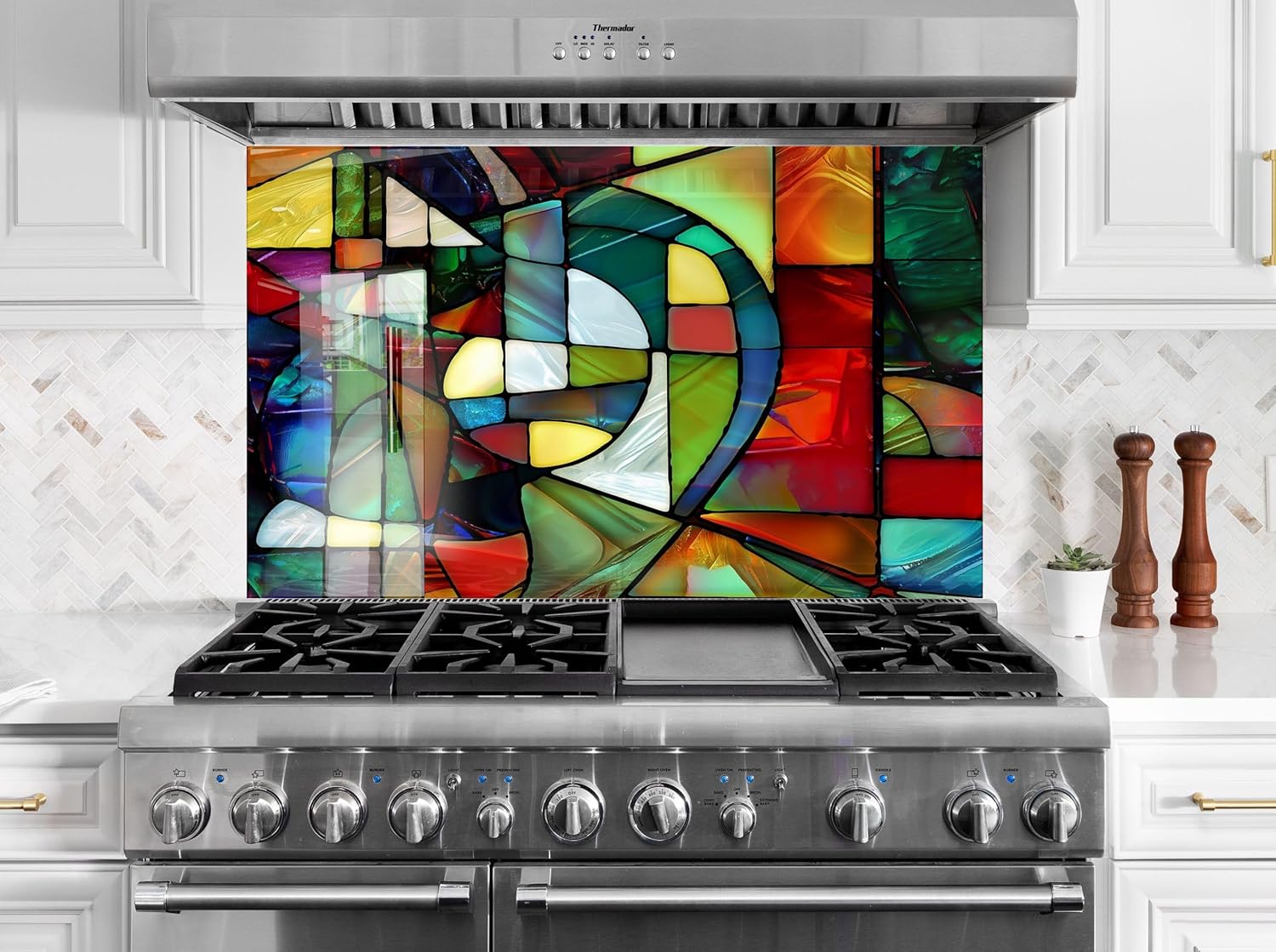 三代目山川巌 造 ☆ 干支 黄地 茶碗 ☆ 鶏とひよこ 三代目山川巌 造 ☆ 干支 黄地 茶碗 ☆ 鶏とひよこ