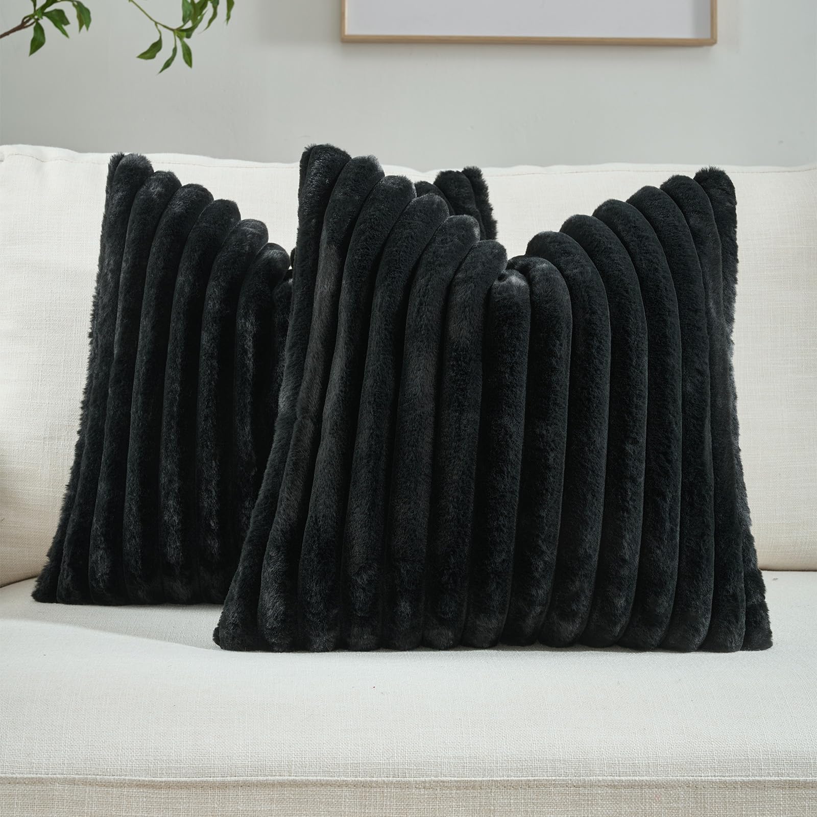 FUTEI Set of 2 Fluffy Faux Fur 60x60 cm Cushion Covers Soft Plush Striped Textured Scatter Pillow Covers 60 x 60 cm Modern Accent for Sofa Bedroom Living Room, Black