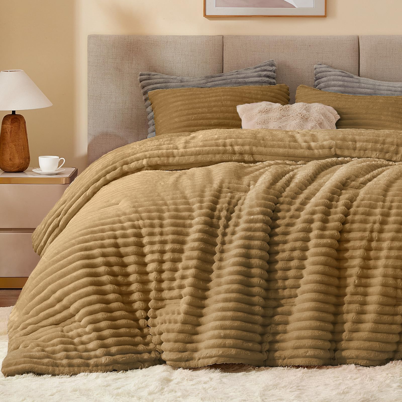BEDELITE Fleece Full Comforter Set -Super Soft &amp; Warm Fluffy Brown Bedding, Luxury Fuzzy Heavy Bed Set for All Season with 2 Pillow Cases