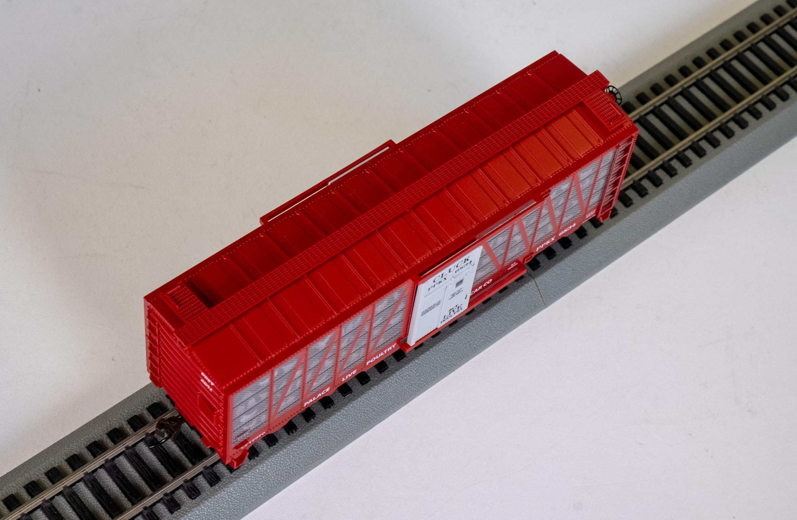 Amazon.com: Bachmann Trains - Poultry Transport Car - Palace Live