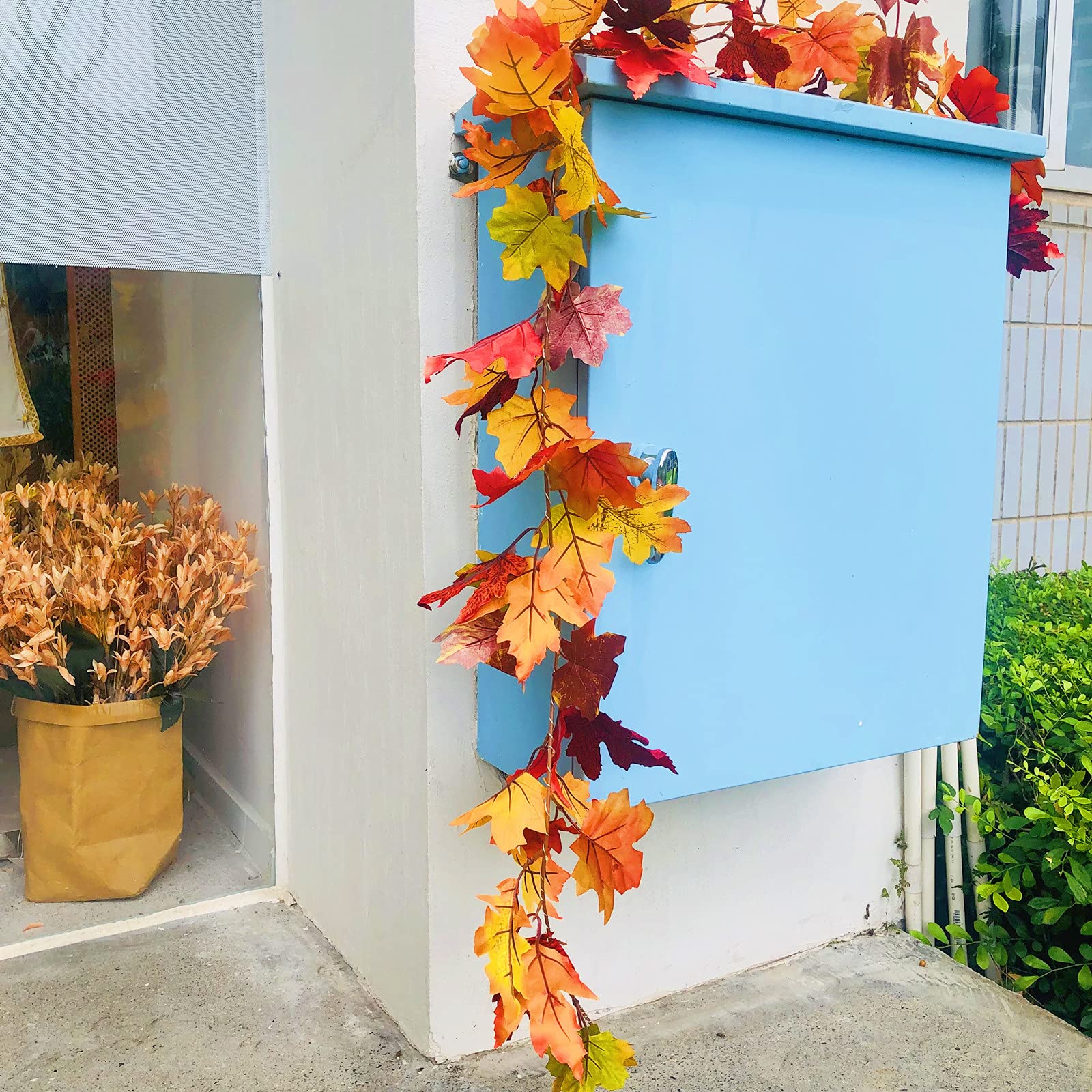 Ghirlanda di Edera Artificiale Foglia d'acero di Eucalipto Begonia Viti d'uva Piante Verdi Appese Piante di Vite di Anguria Finte con LED Luce di Stringa (Foglia d'acero autunnale, 5)