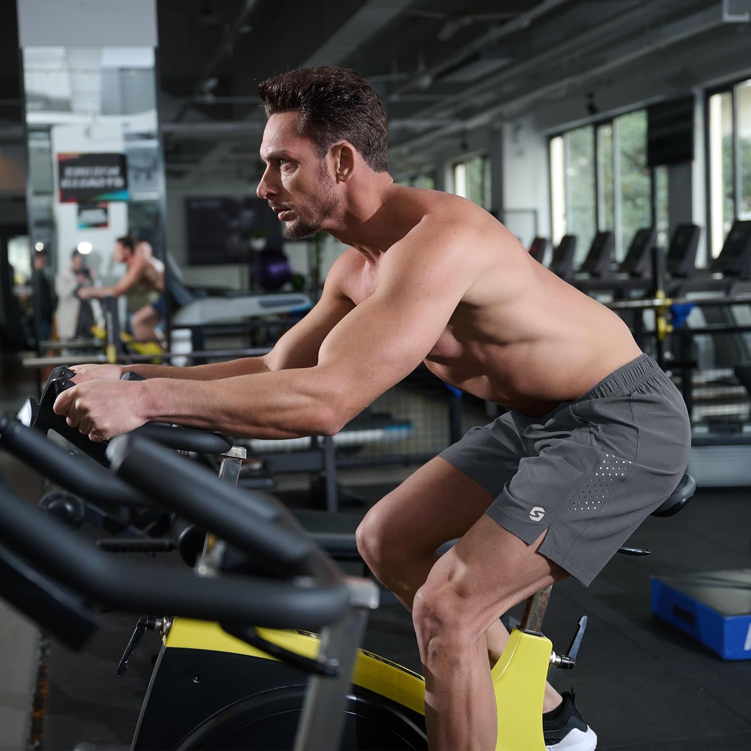 Men’s Running Athletic Shorts 7 Inch Quick Dry Lightweight Workout Gym Tennis Shorts 3 Zipper Pockets - Image 5