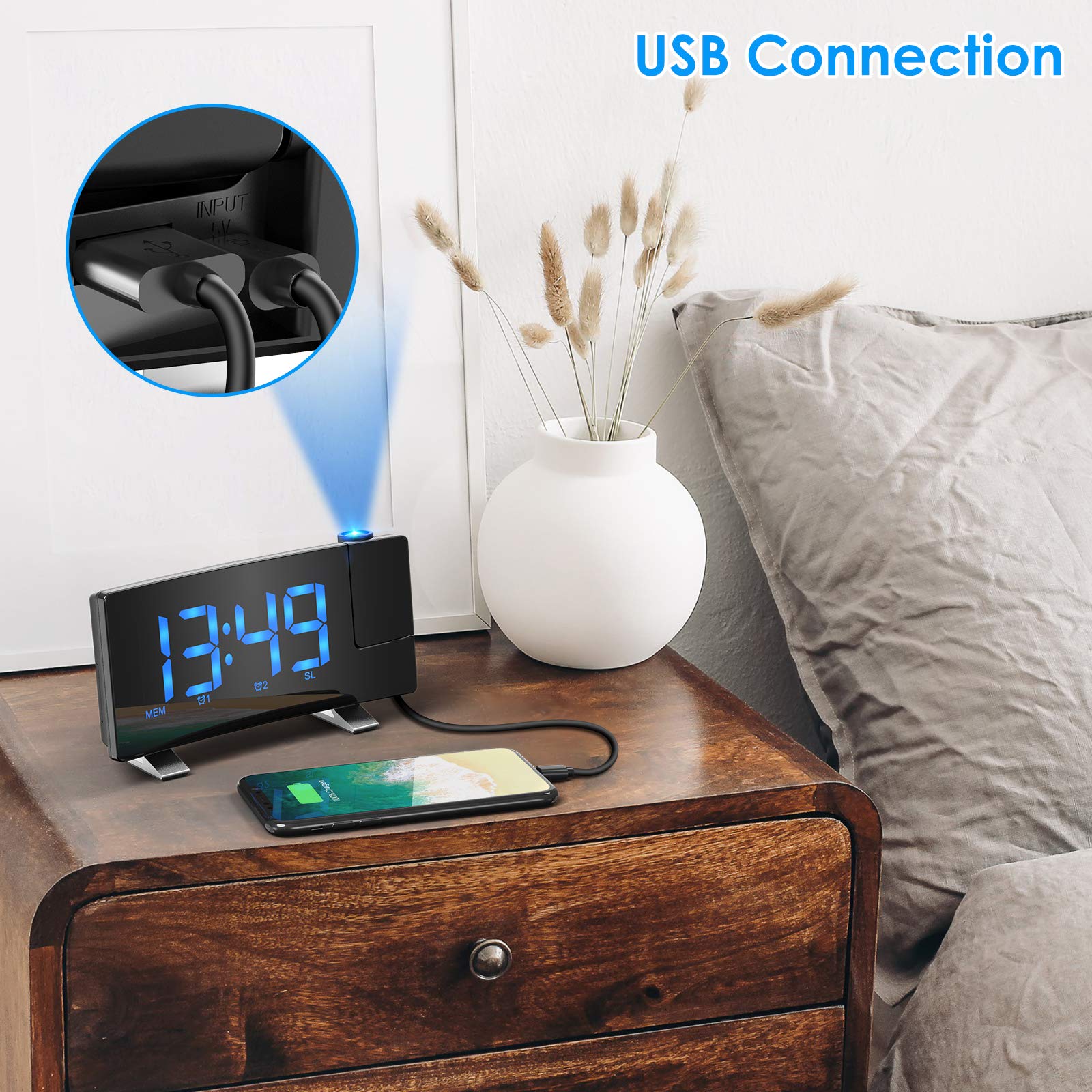TAKRINK Sveglia con Proiettore Radiosveglia Digitale da Comodino 12/24H Display LED a 180° Luminosità a Proiezione Rotante Regolabile con Sveglie FM Radio 2 e Cavo USB