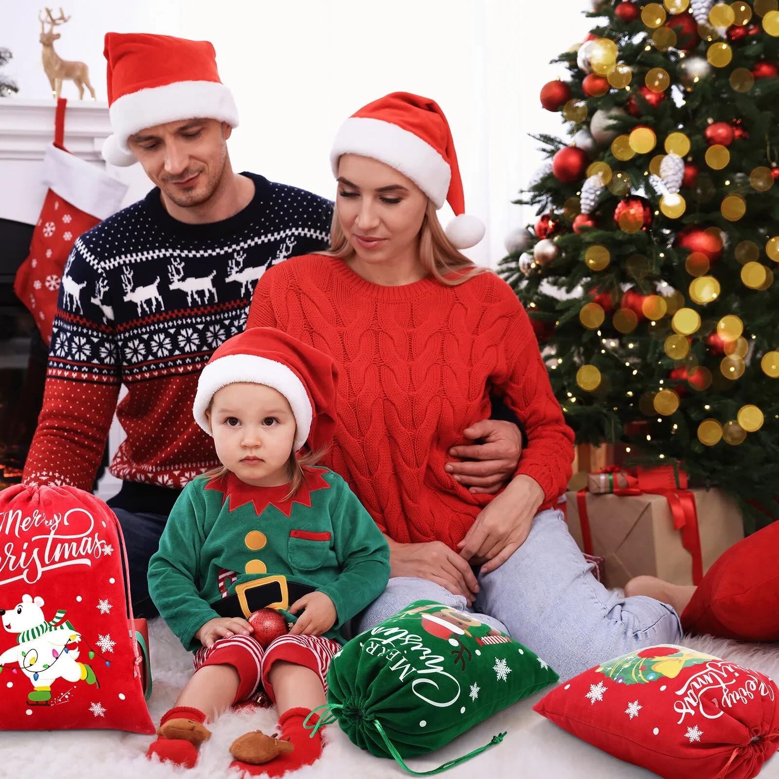 Abbylike 20 bolsas de franela de Navidad con cordón a granel, bolsas de regalo de Navidad de Papá Noel, bolsas de regalo de Navidad de tamaño mediano para envolver dulces para regalos de fiesta, 7.87