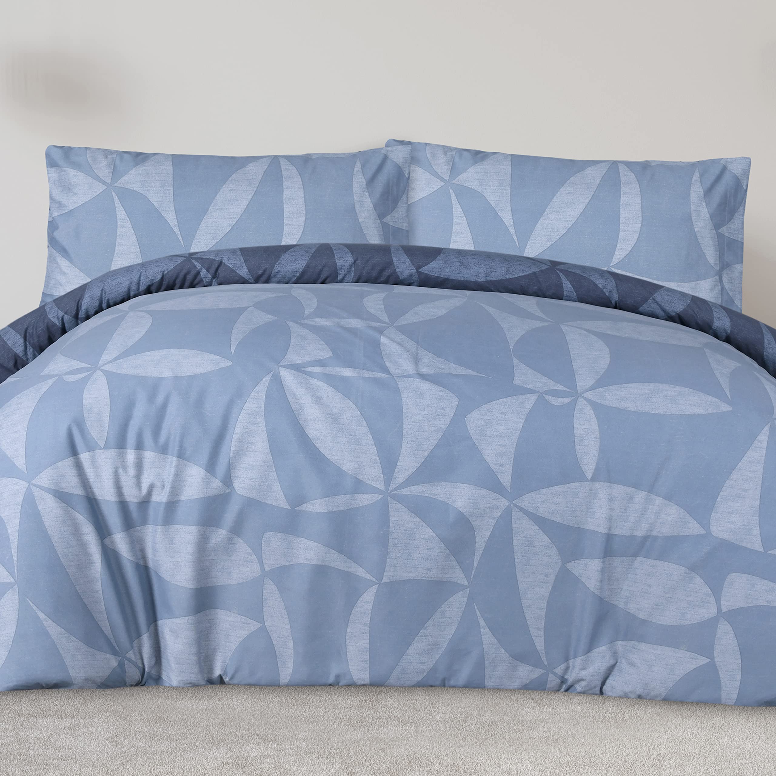 Sleepdown Set Di Biancheria Da Letto Con Copripiumino E Metallizzato Matrimoniale Sleepdown Set Di Biancheria Da Letto Con Copripiumino E Metallizzato Matrimoniale