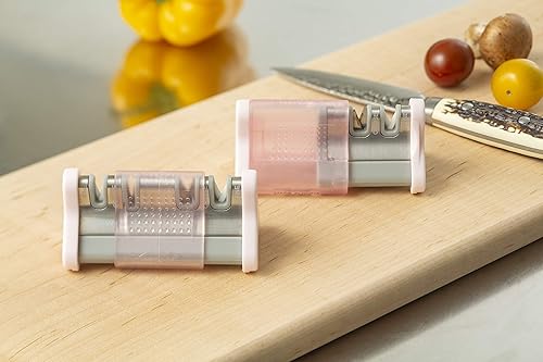 Miniatura 3 de Smith' 51134 Slide Sharp Edge Grip - Afilador de 2 ranuras, color rosa, compacto, base antideslizante, agarre en V patentado, borde recto y