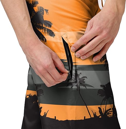 Miniatura 41 de FOCO Bañador Sunset con logotipo del equipo para hombre