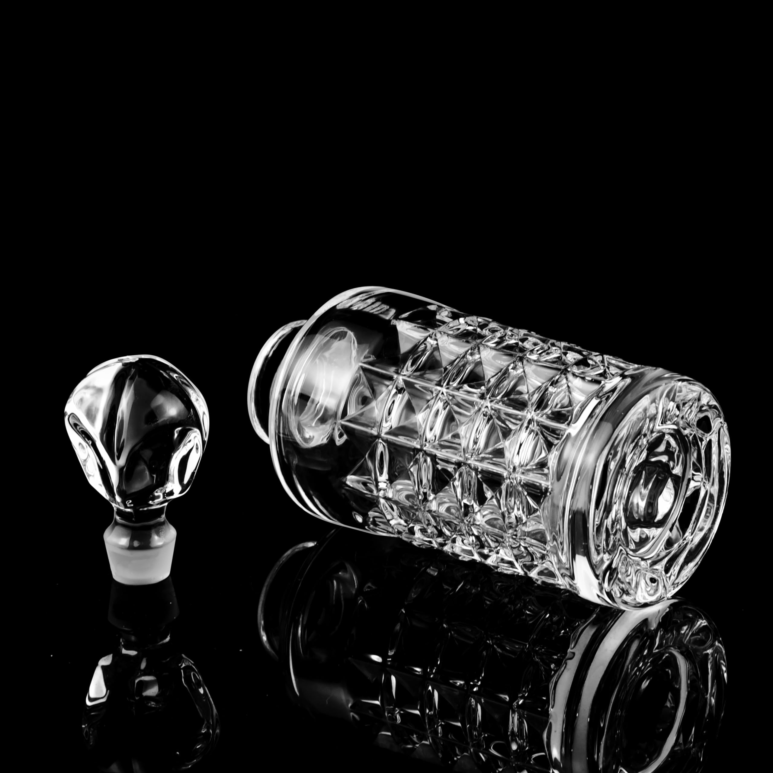 Carafe à whisky avec bouchon irrégulier, bouteille en verre sans plomb, cadeau pour amis, carafe en verre pour vodka, vin, jus et eau (petit diamant)