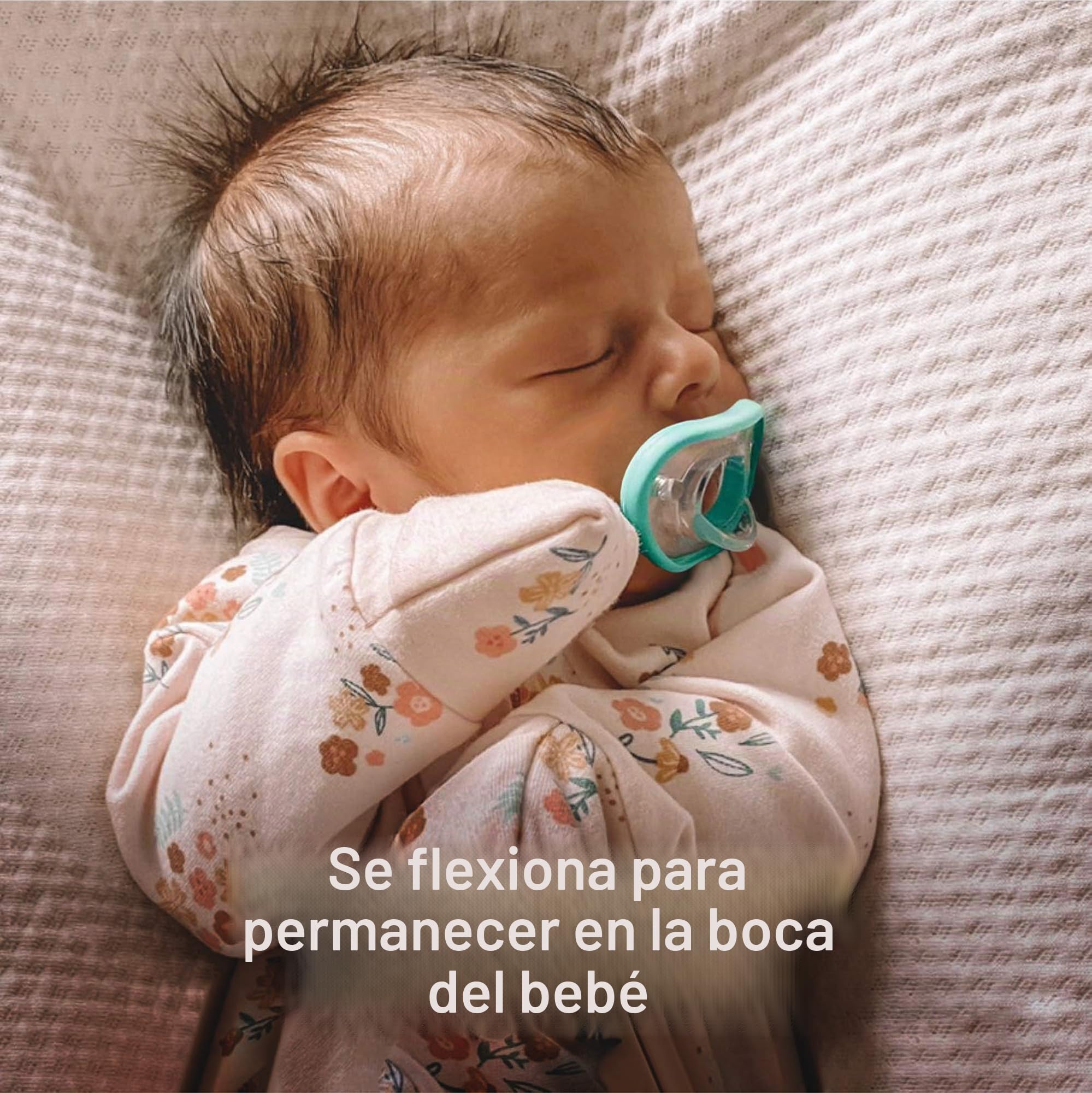 Nanobebe - Chupetes para bebés de 0 a 3 meses - Ortodóntico, curvas cómodamente con contorno facial, galardonado para bebés lactantes, 100% silicona, libre de BPA, 2 unidades, color rosa