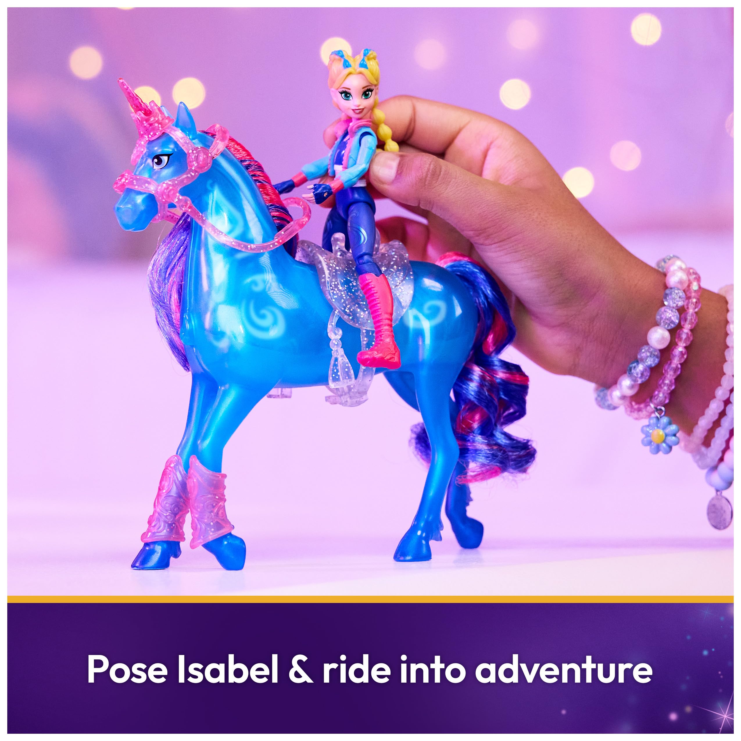 Unicorn Academy, Unicorno Train & Glow River con Isabel, 3 Accessori da Dressage ed Effetto Luminoso, Bambole e unicorni Giocattolo per Bambine dai 4 Anni in su