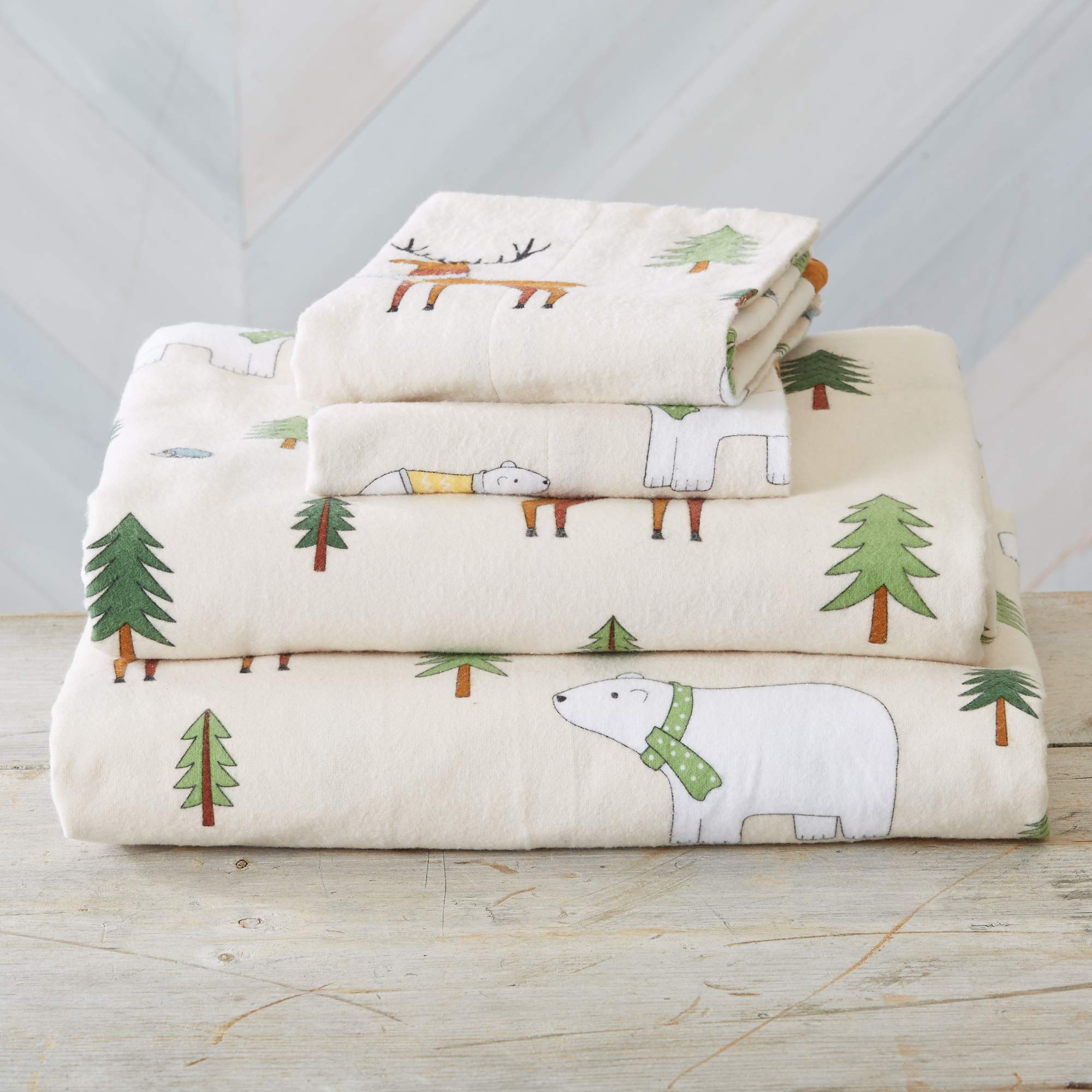 Great Bay HomeFlannel Sheet Set Queen Size - 100% Turkish Cotton, Double-Brushed, Winter Bed Sheets - Ultra-Soft, Cozy, 4-Piece Rustic Bedding Set (Juvenile Animals/Wildlife)
