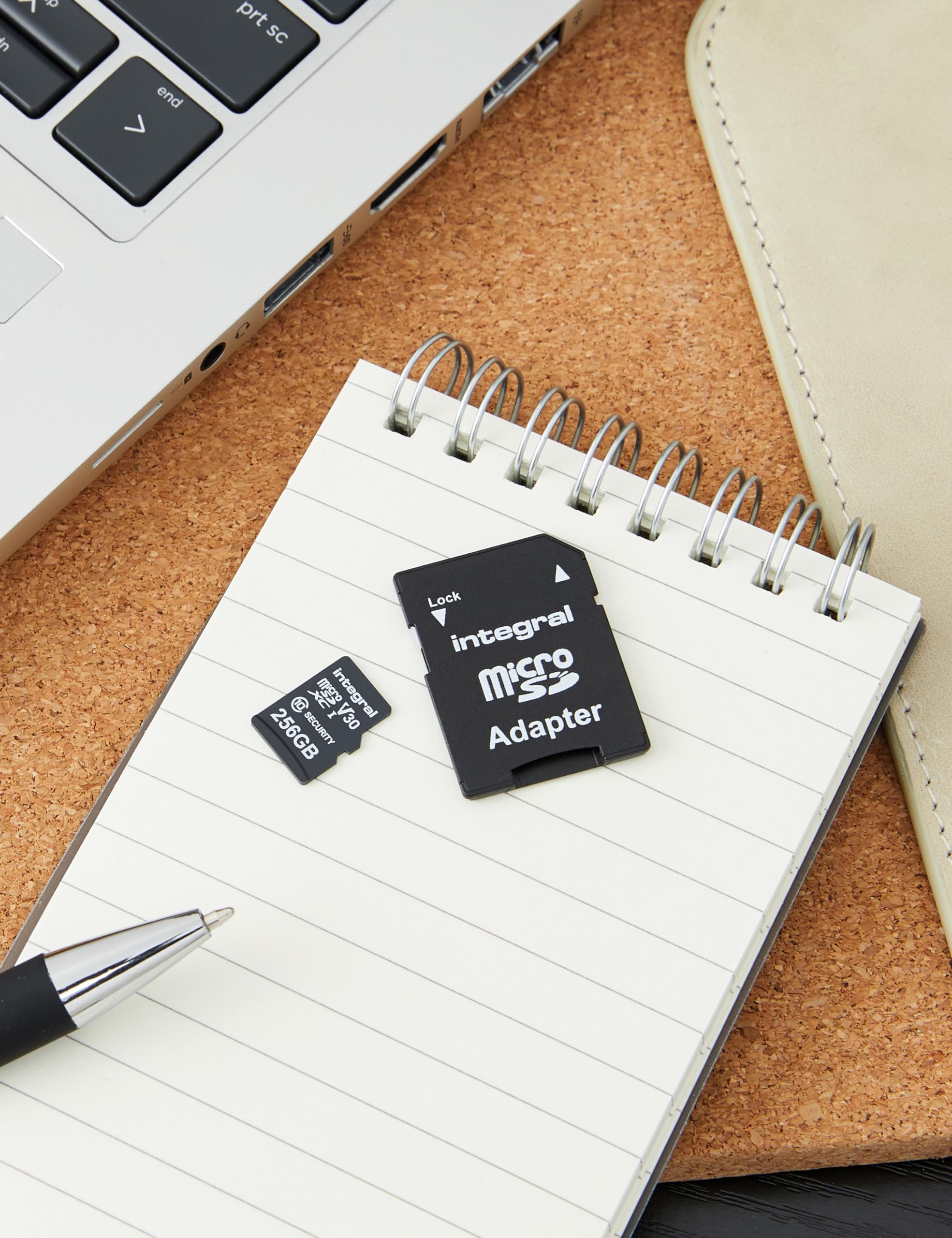 Integral Scheda di sicurezza Micro SD da 256 GB per dash-cam, videocamere domestiche, CCTV, body cam e droni. Durata prolungata e registrazione affidabile di volta in volta con elevata resistenza