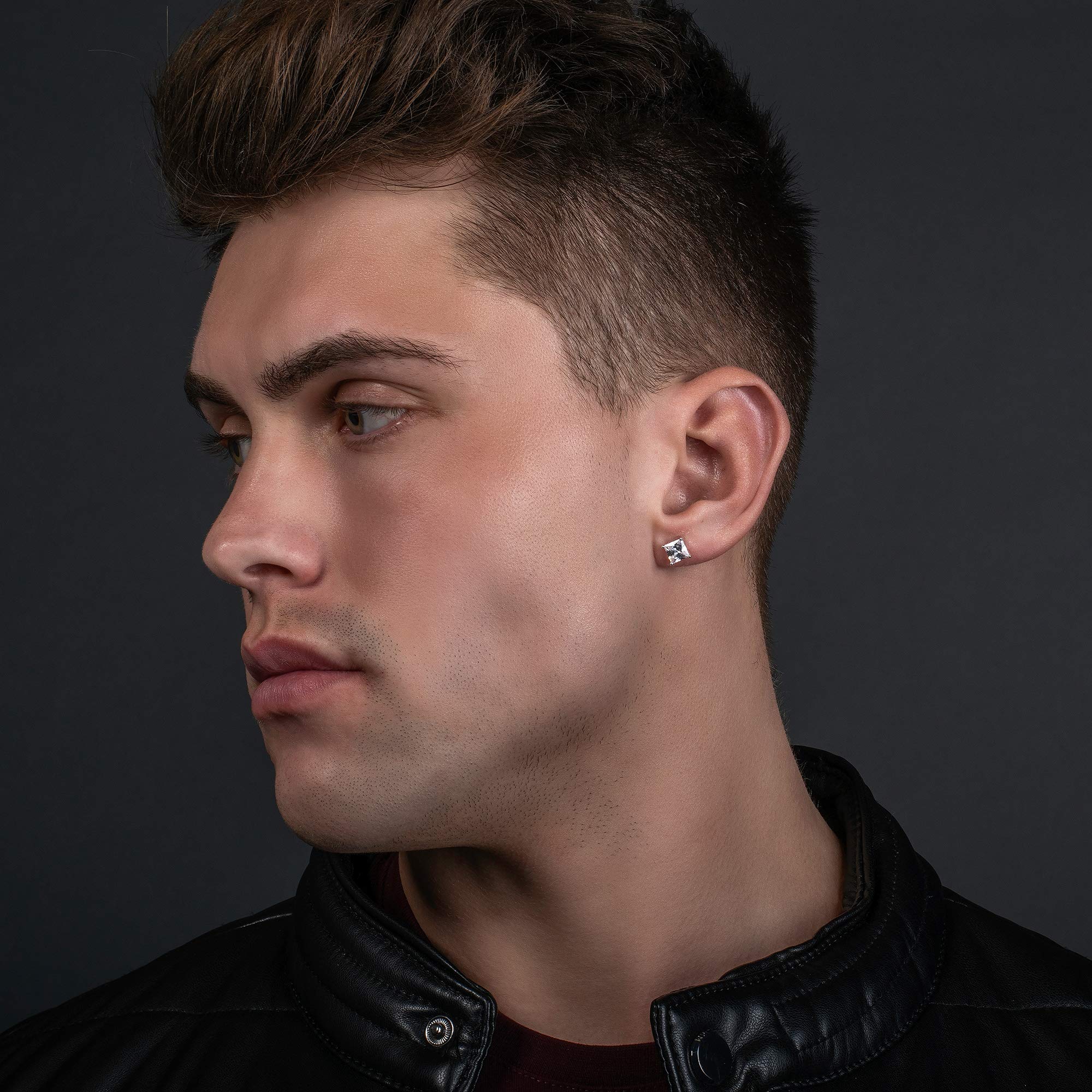 Namana Orecchini Quadrati da Uomo, Orecchini in Argento 925 o Ottone per Uomo e Ragazzo con Solitario Quadrato in Zirconia Cubica da 6 mm, Gioielli Uomo
