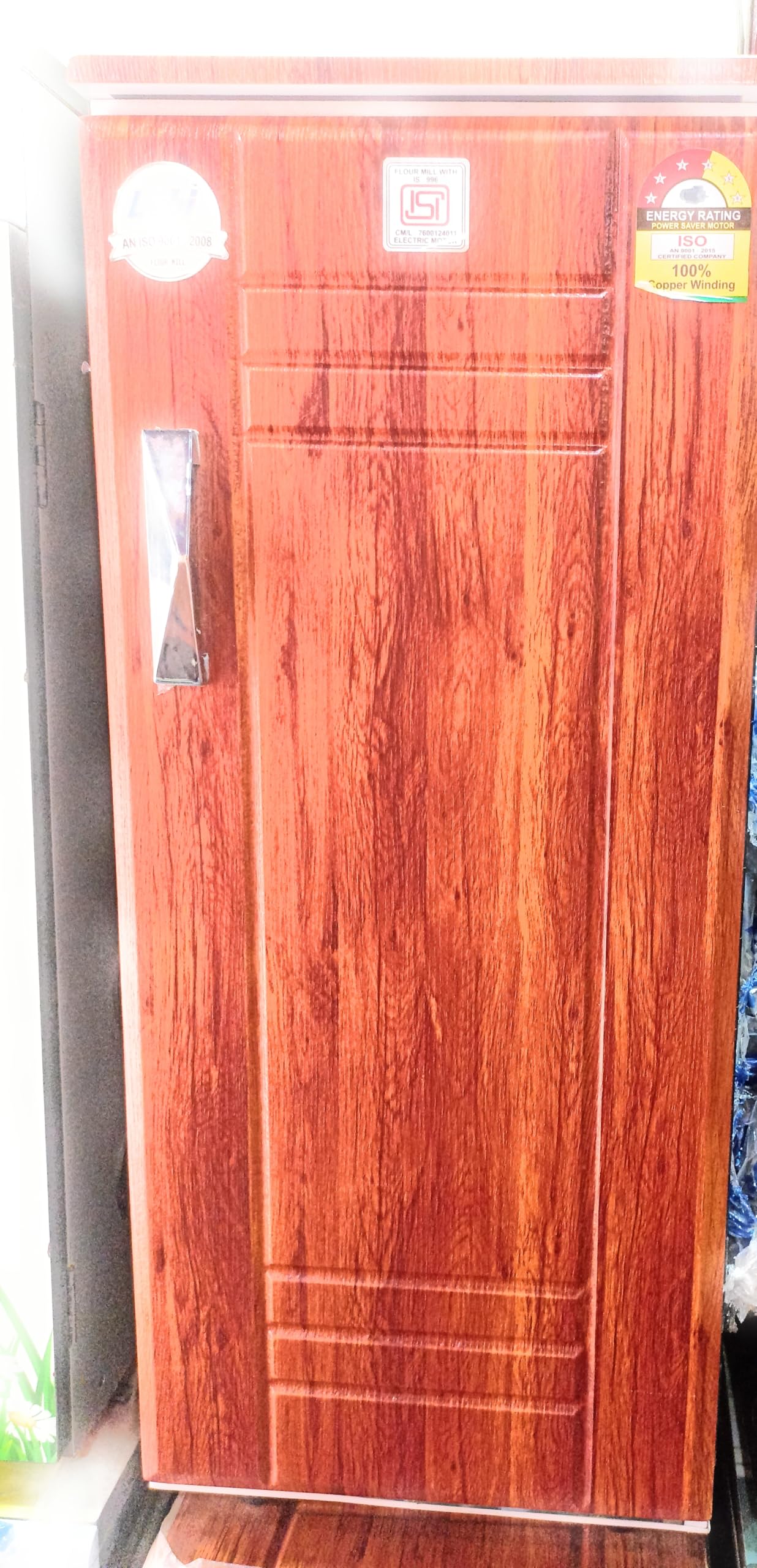 Lubi Laina Atta Chaki, 1HP, Fully Automatic Flour Mill, Wooden