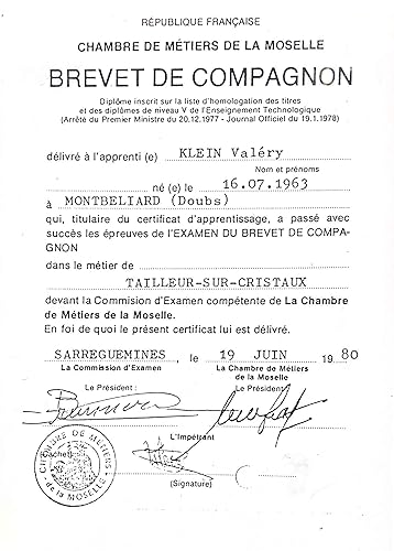 Miniatura 5 de Lotus Flower Crystal - Feng Shui - WhiteRed - Flower Bouquet - Hand Made - Klein House -Company  Artisan du Cristal - Signed  V.Klein 54120 Baccarat