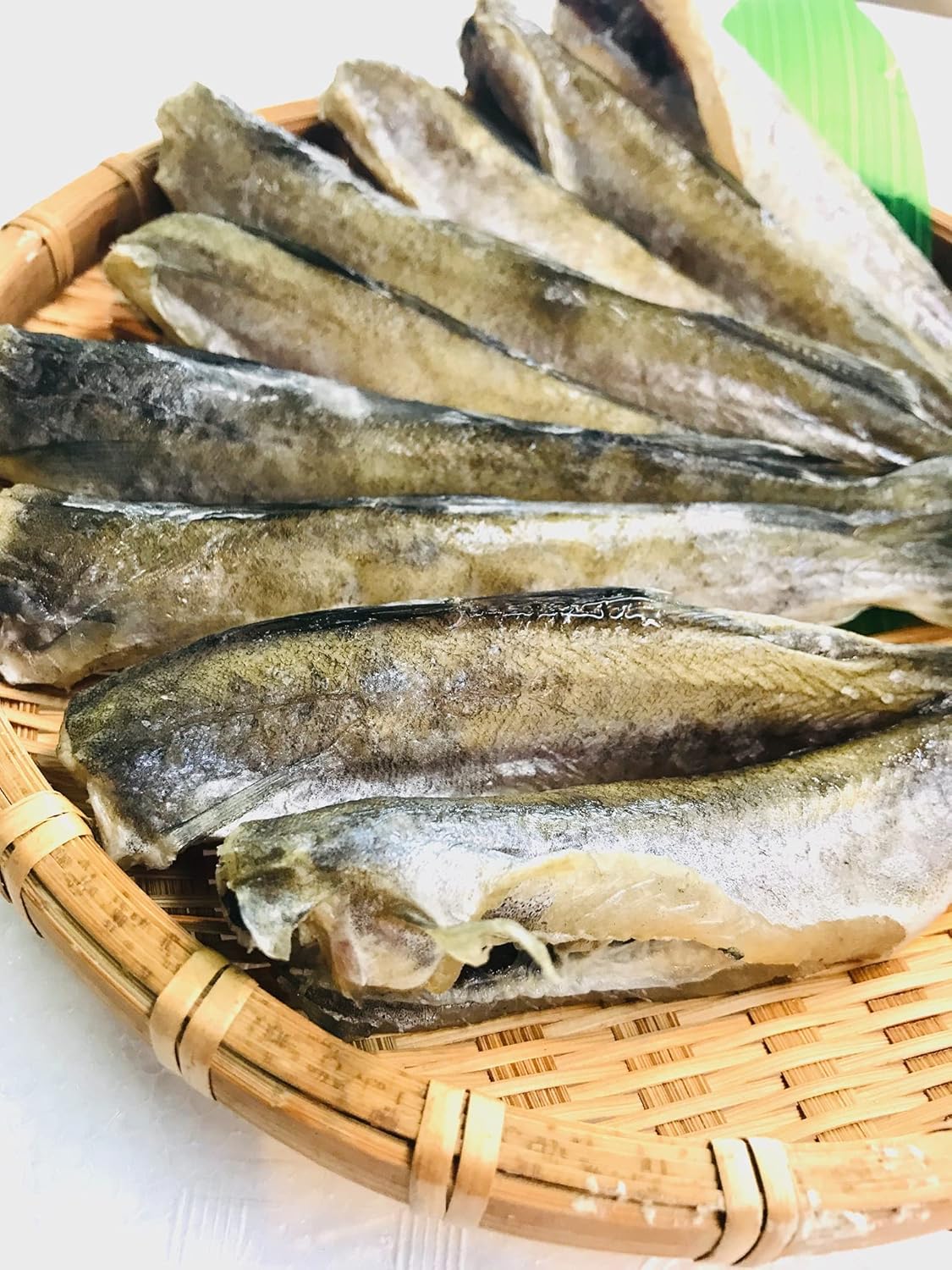 北海道根室産 コマイ 日本 一夜干し 1kg ｍサイズ 21 25尾入 化粧箱入り こまい 干物 氷下魚 北の美味しさ 満天 青空レストランでも紹介されました