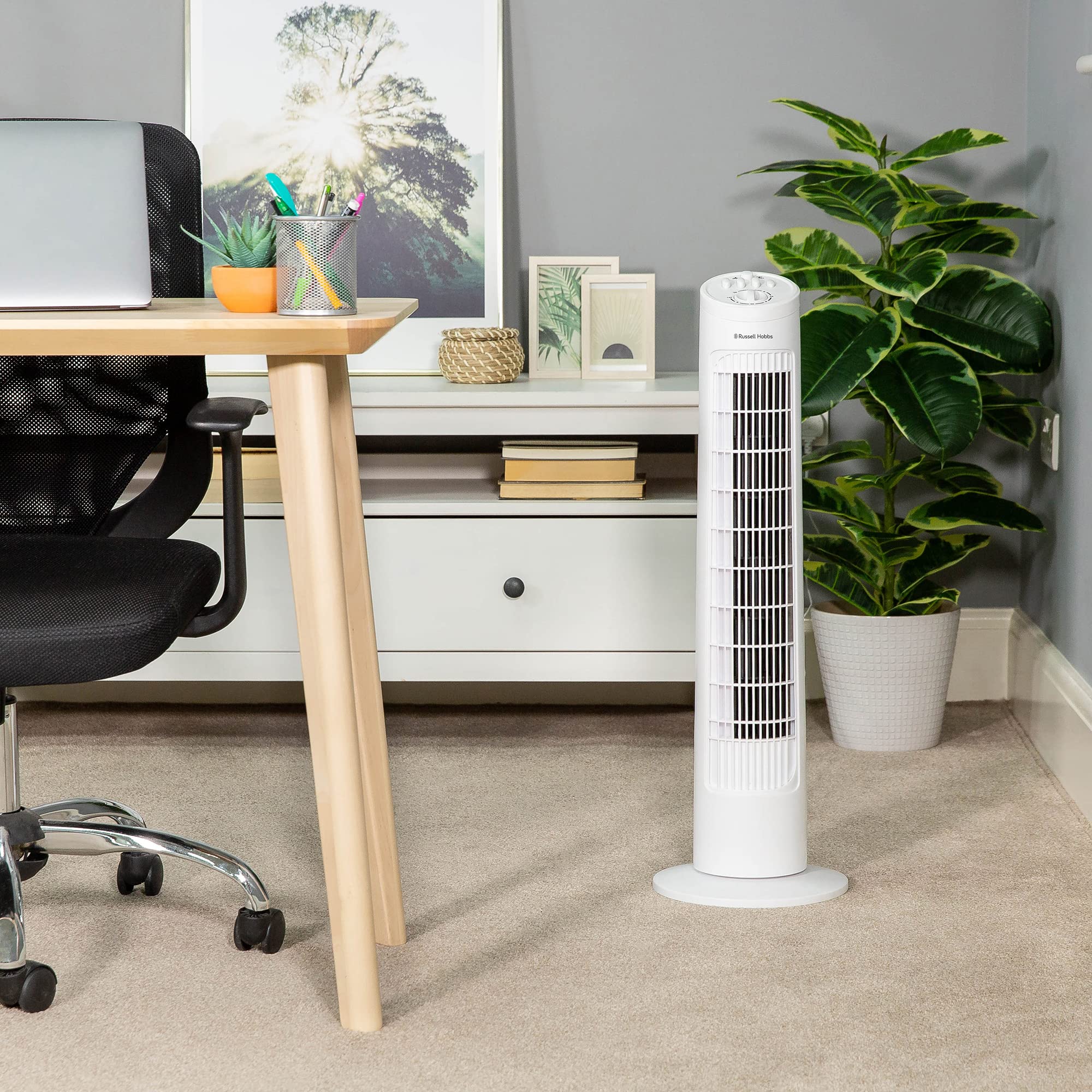 Russell Hobbs RHTF2921 Turmventilator, leicht, 74 cm, 3 Geschwindigkeiten, 75° Schwenkwinkel, kräftiger Luftstrom, leise im Betrieb, Timer-Funktion, ideal für Heim oder Büro, weiß