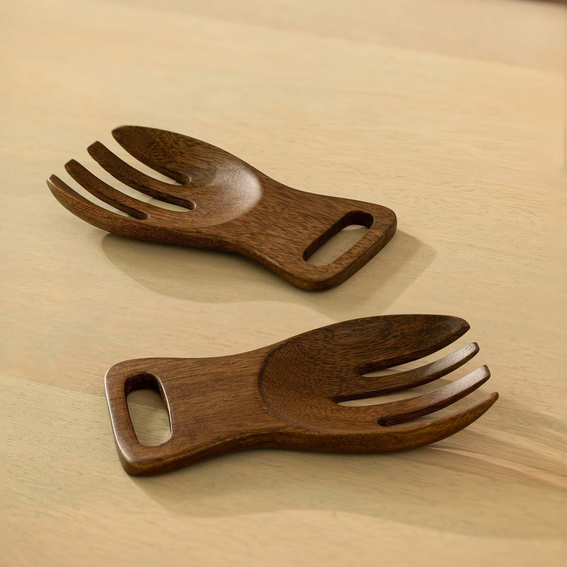 Ellementry Aranya Salad Server Set of 2