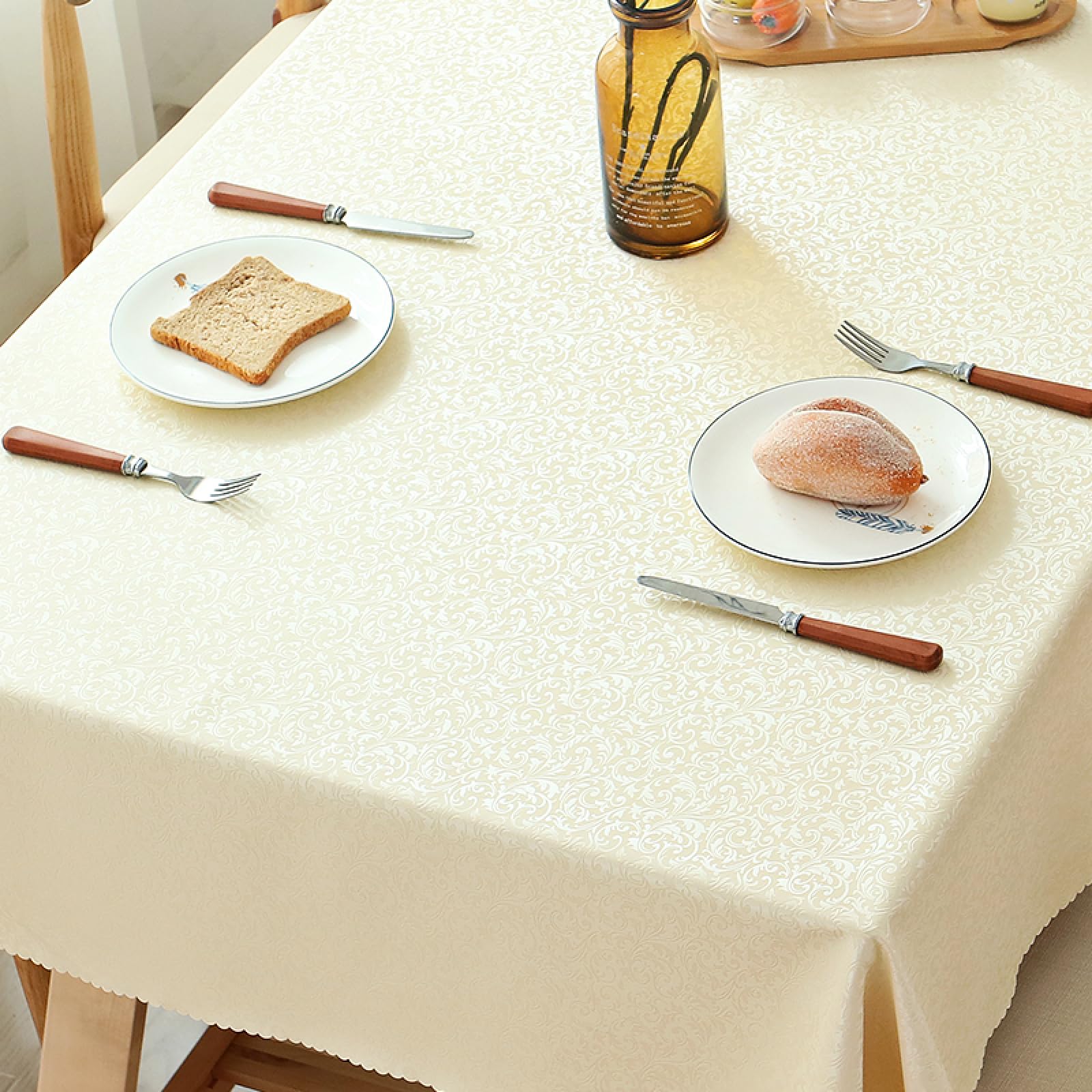 Nappe de table rectangulaire haut de gamme blanche et anti-usure