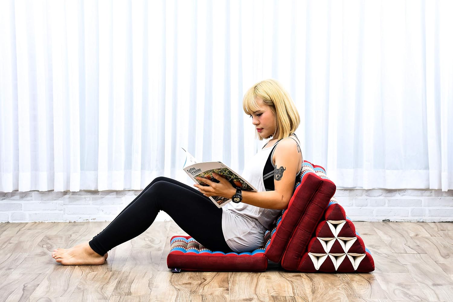Leewadee - Comfortable Japanese Floor Mattress Used As Thai Floor Bed with Triangle Cushion, Futon Mattress Or Thai Massage Mat, 67 x 21 inches, Blue Red image 4