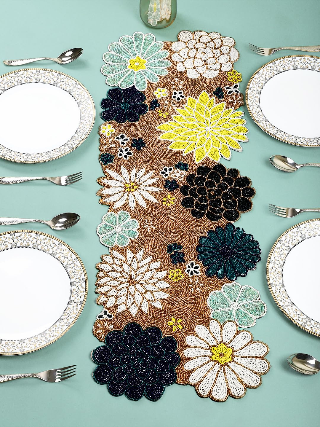 Premium Handcrafted Beautiful Beaded Dinning Table Runner 13/36 Circle Desgin